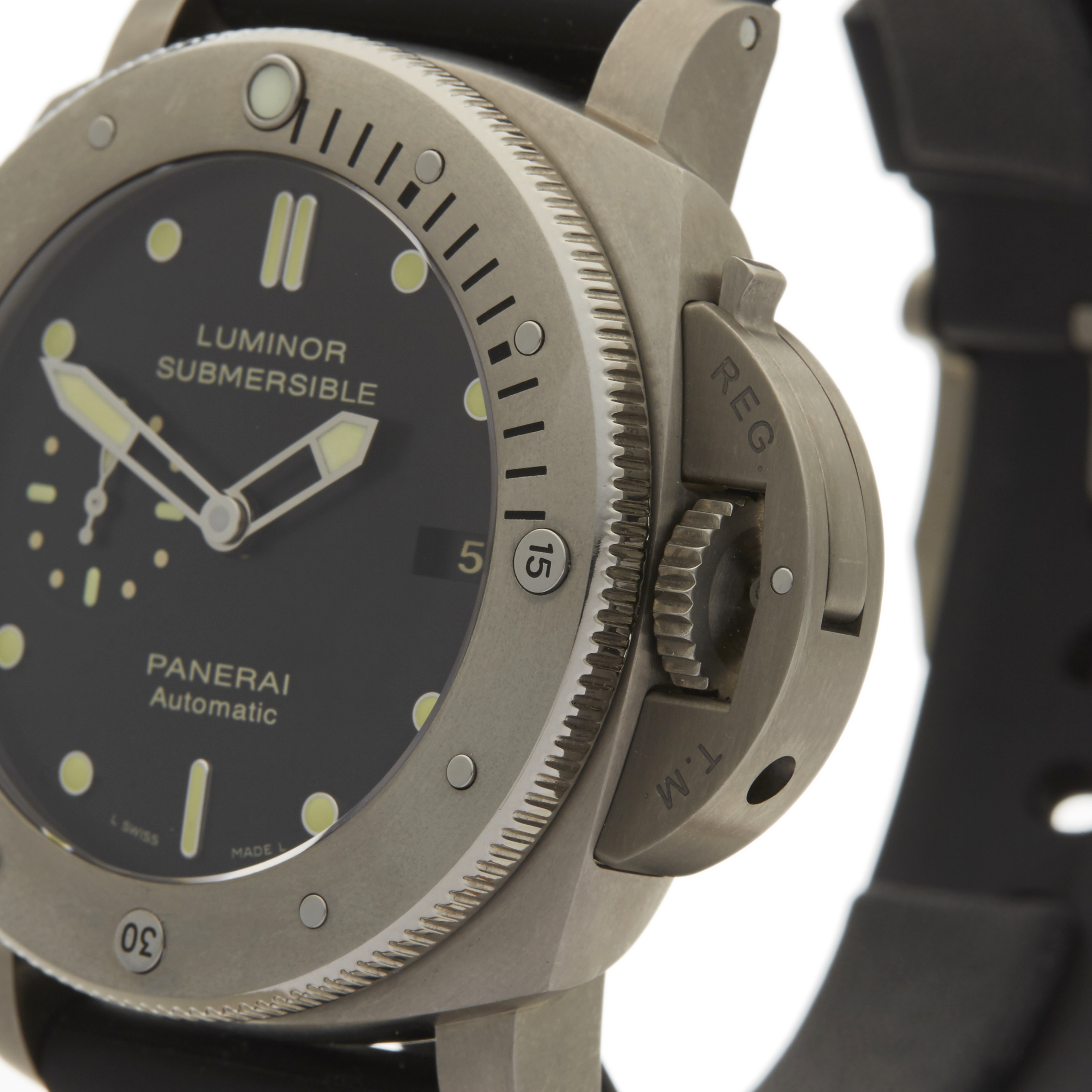 Panerai Luminor 47mm Titanium PAM00305 - Image 4 of 8