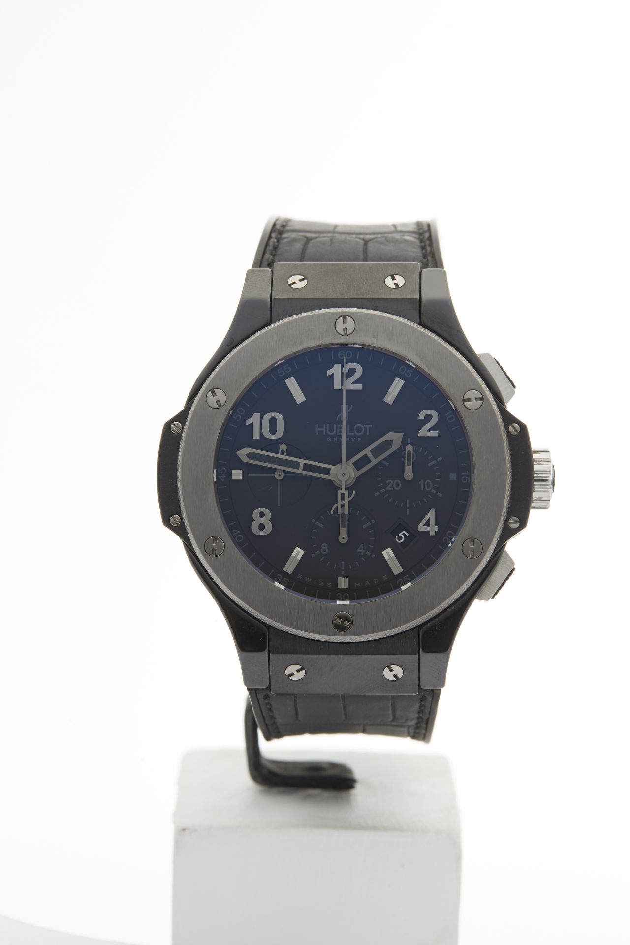 Hublot Big Bang 44mm Ceramic 301.CT.130.RX - Image 2 of 17