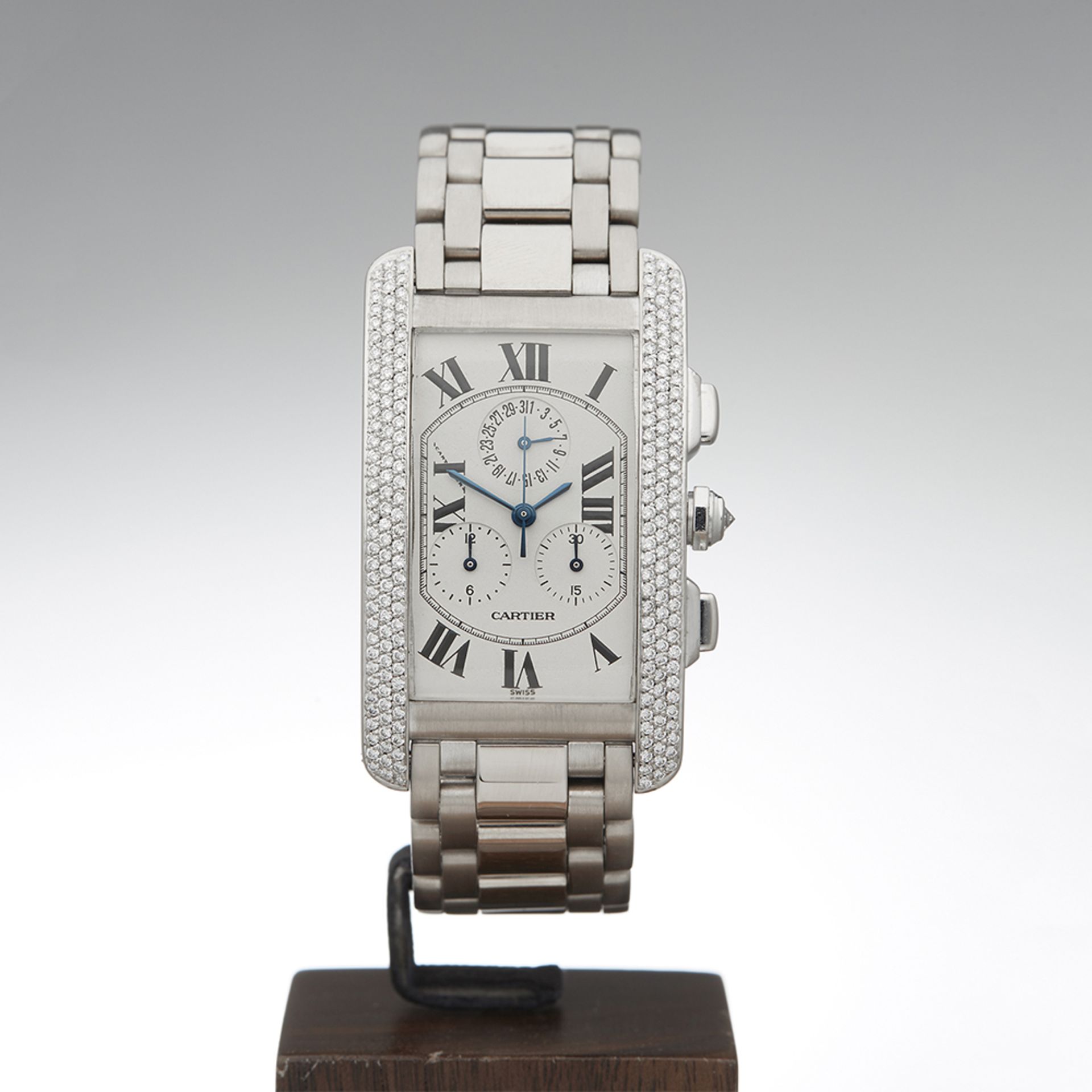 Cartier Tank Americaine After set Pave Diamonds 26mm 18k White Gold W2603356 or 2312