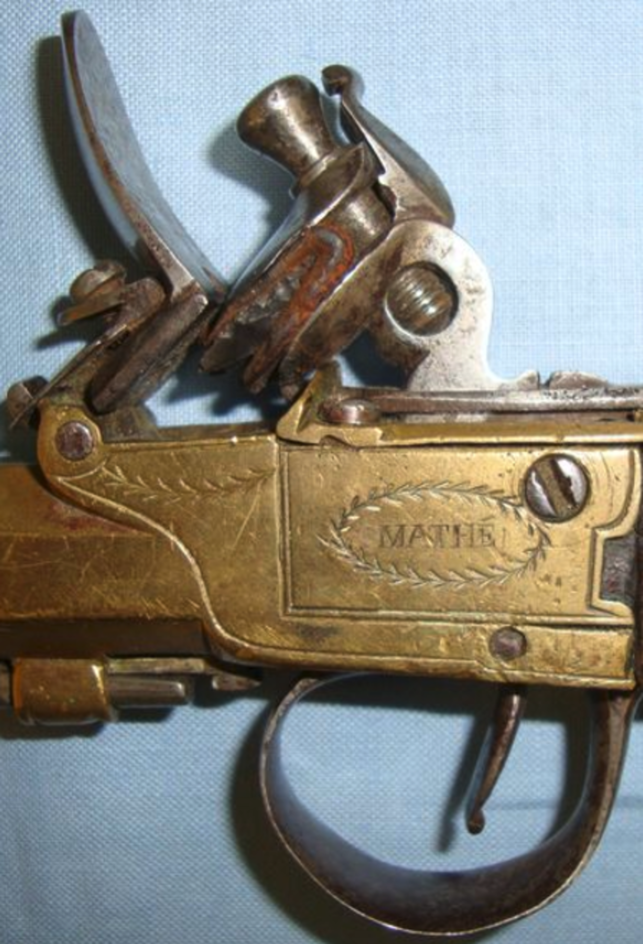 C1800 French, Brass Octagonal Barrel & Frame Flintlock .32 Bore Pocket Pistol By Mathe Paris - Image 2 of 3