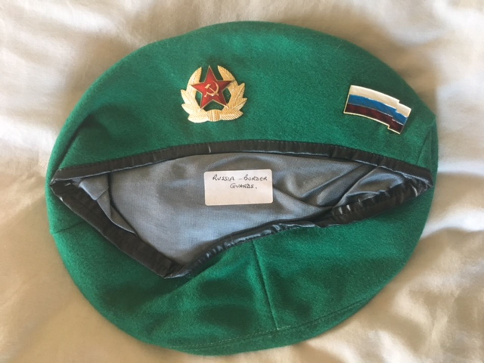 russia-border guards beret