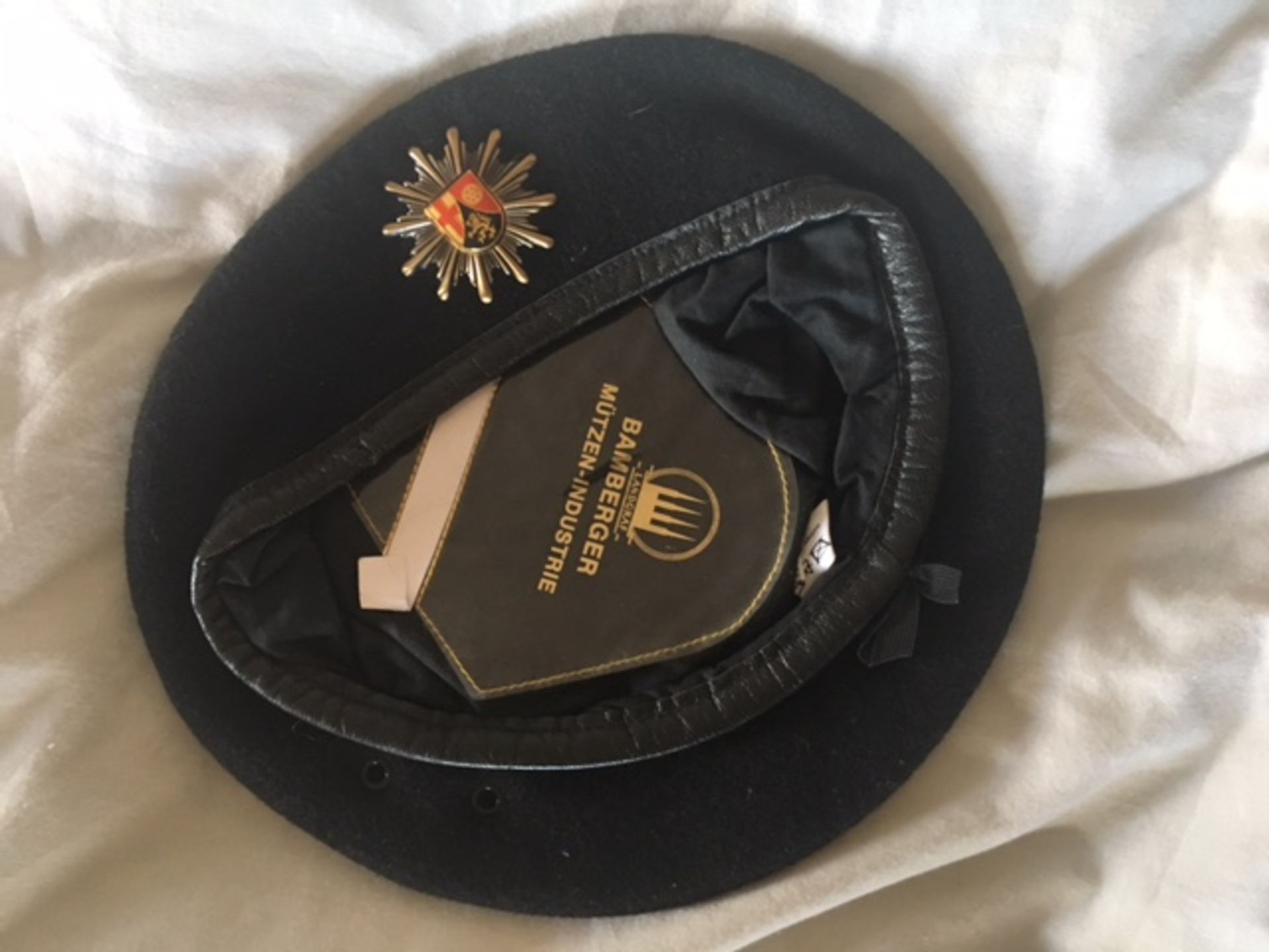 genuine issue german bamberger beret