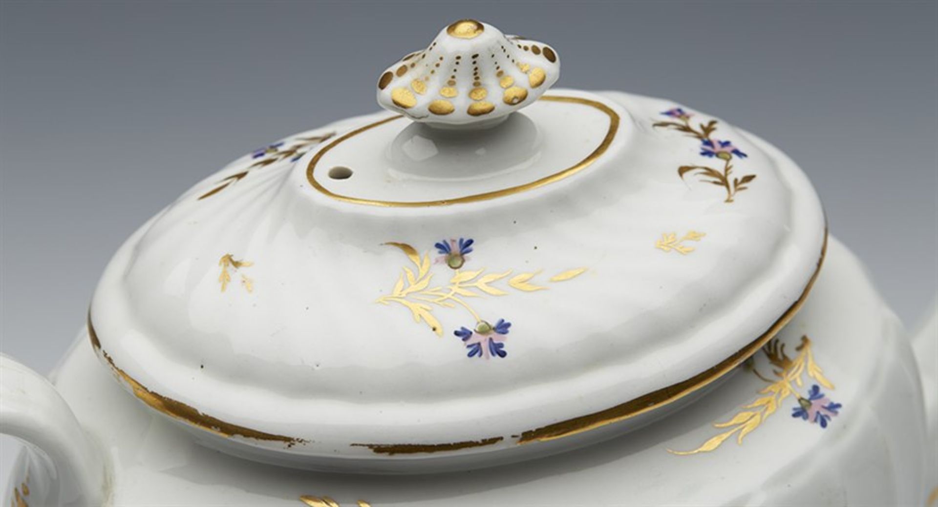 Antique Flight Worcester Ribbed Design Teapot With Floral Sprigs C.1790 - Image 5 of 12