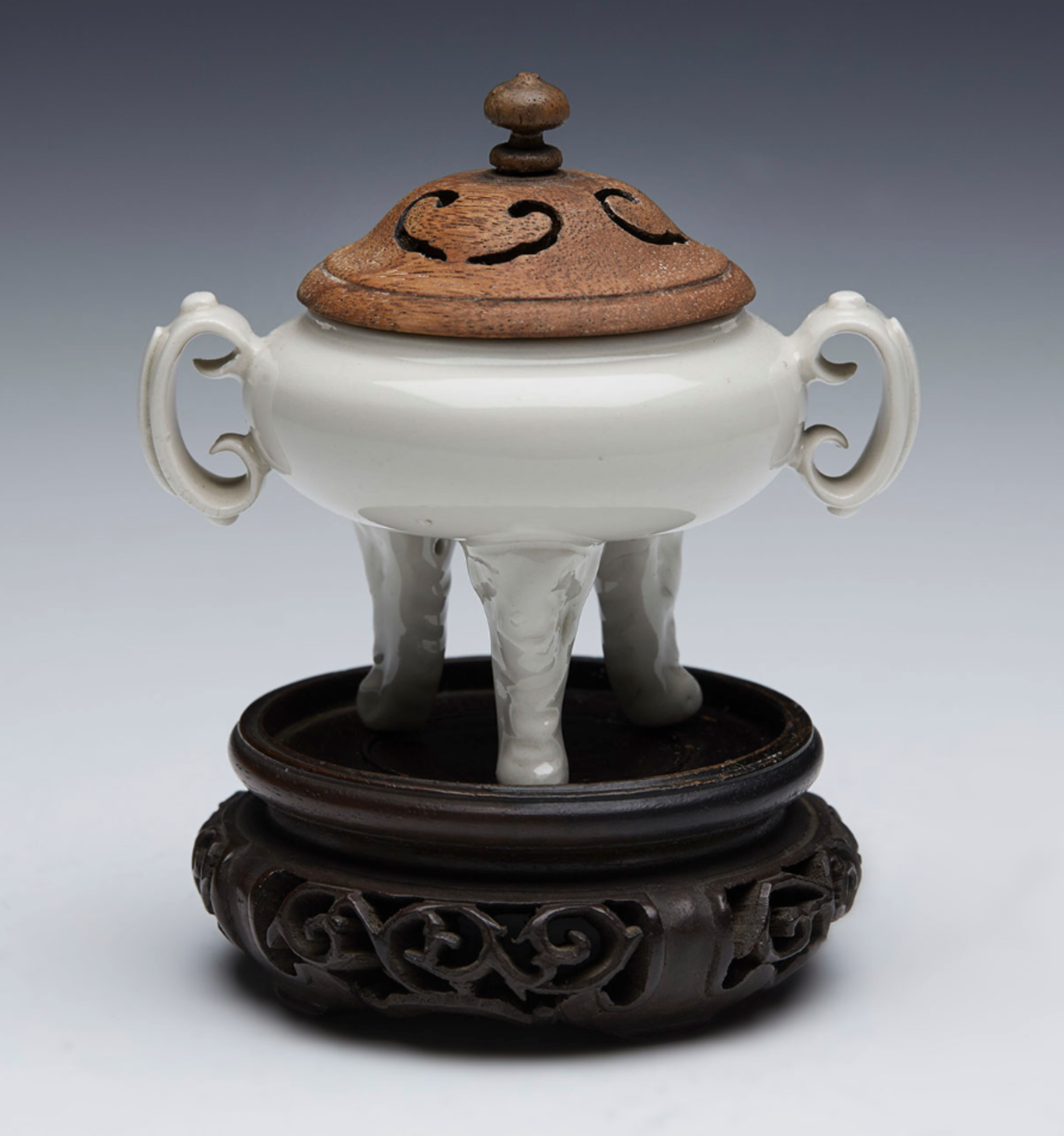 Antique Chinese Dehua Tripod Censer 19Th C Or Earlier