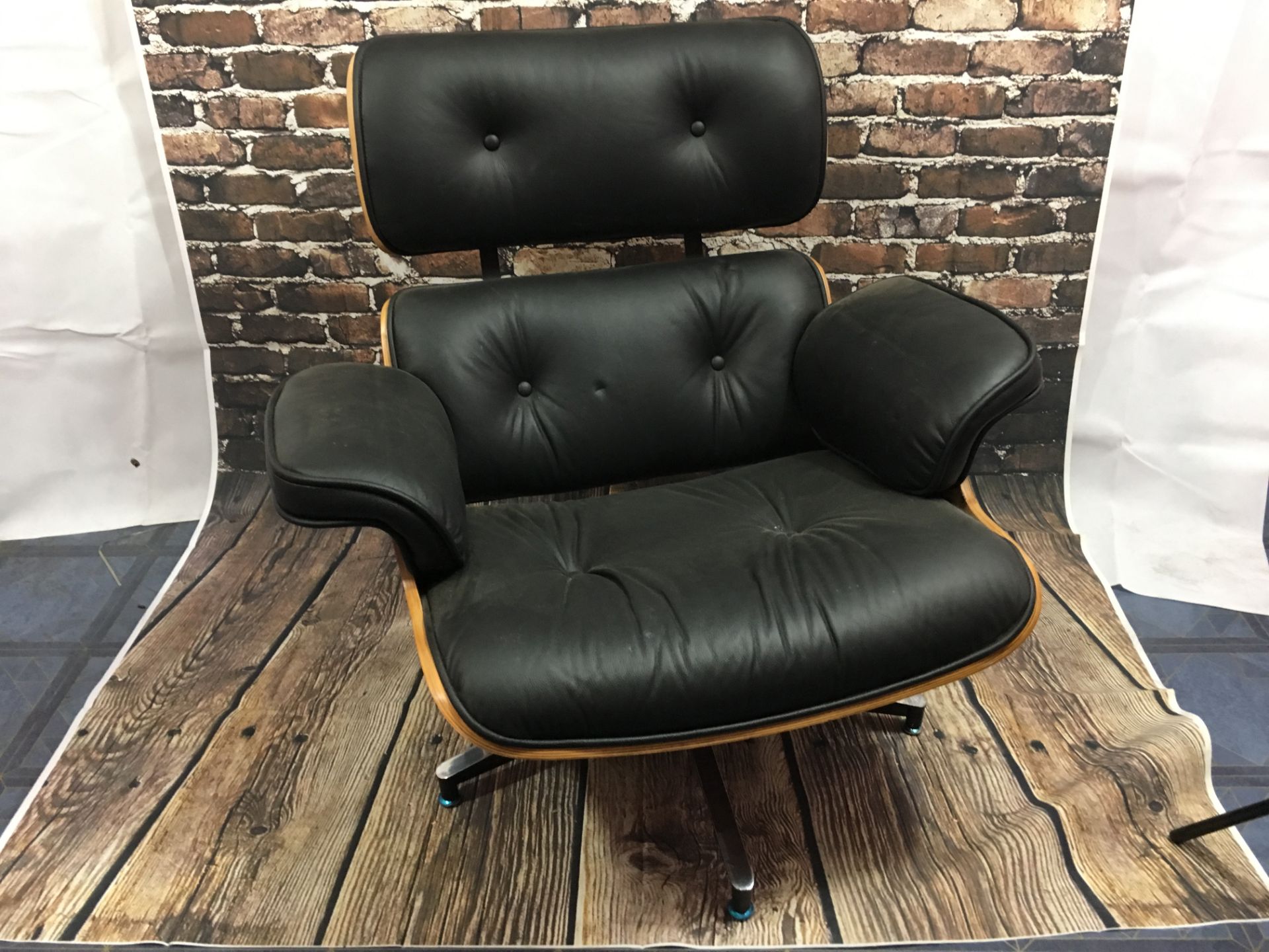 Leather Lounge Chair & Foot Stool - Image 6 of 6