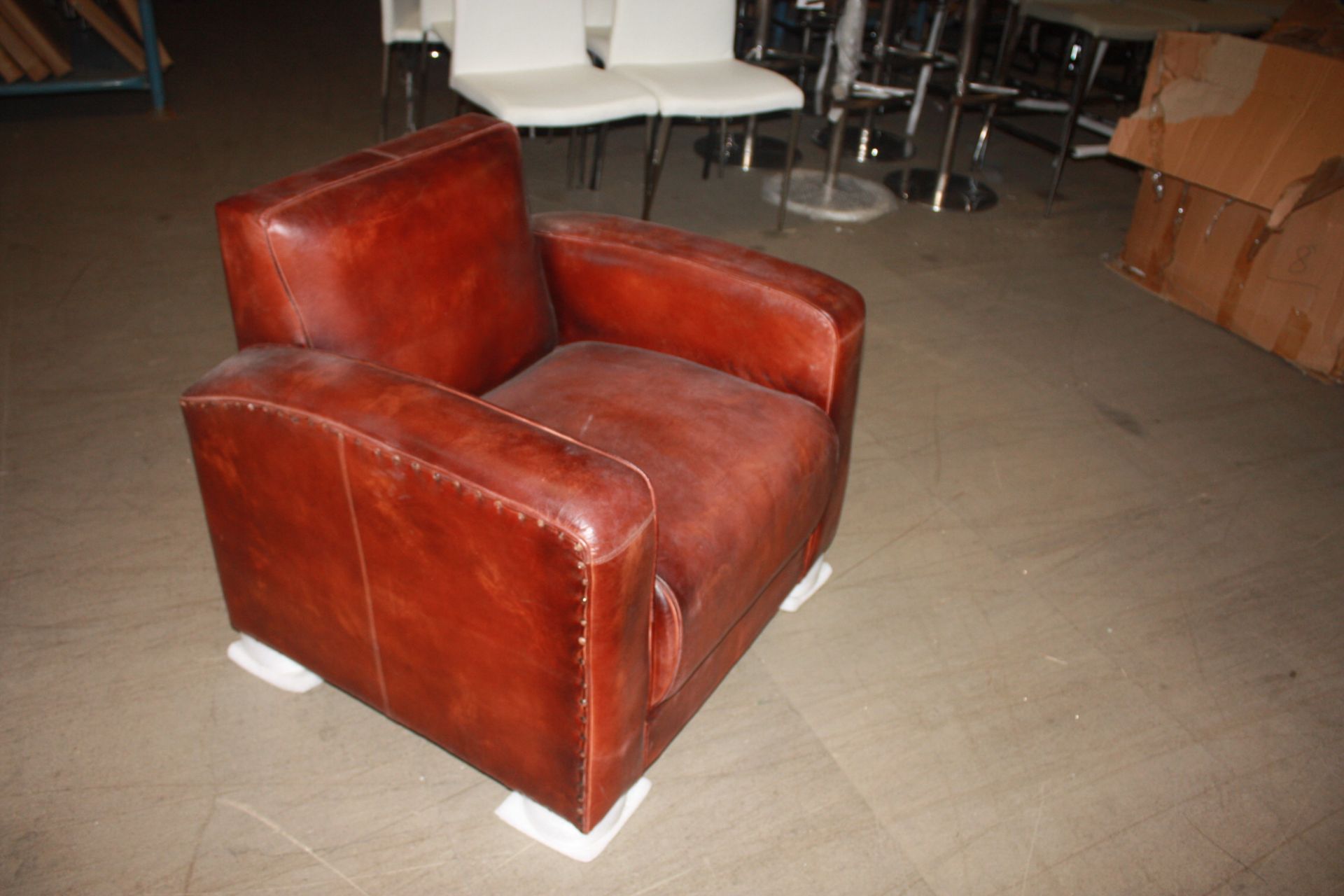 Jazz Leather Club Armchair - Image 2 of 4