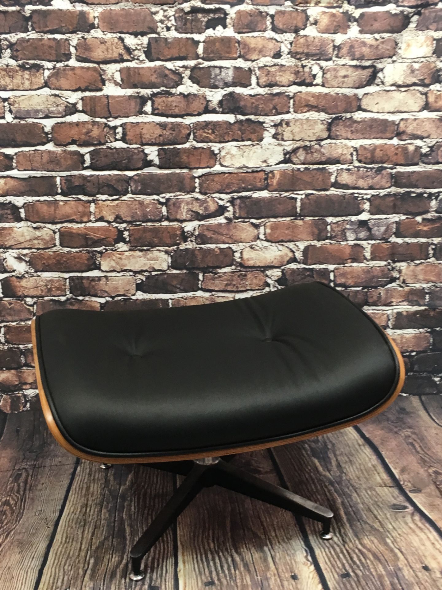 Leather Lounge Chair & Foot Stool - Image 5 of 6