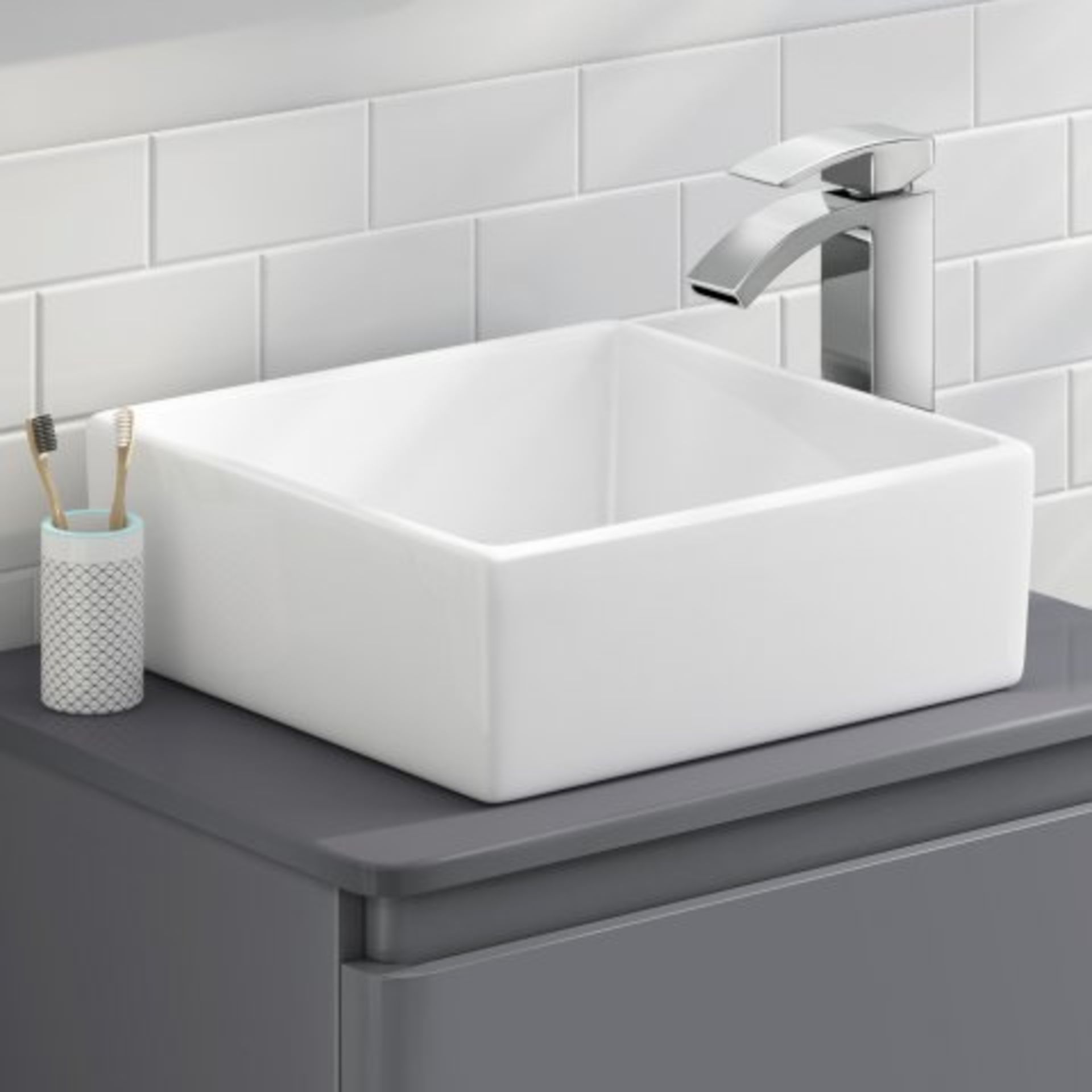 (O51) Rosa Counter Top Basin. RRP £94.99. This contemporary counter top basin offers great