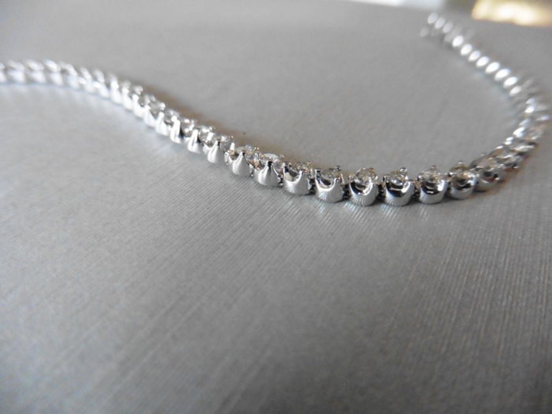 2.10ct diamond tennis bracelet with 70 brilliant cut diamonds, H/I colour and Si2 clarity, - Image 2 of 3