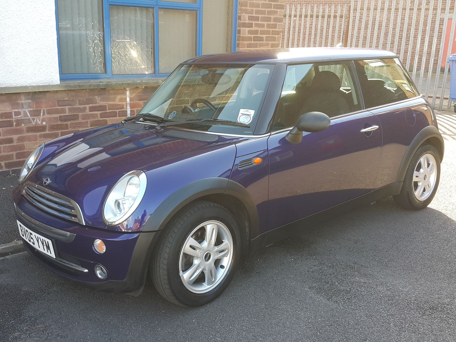 MINI MINI ONE '05 REG HATCHBACK - Image 3 of 17