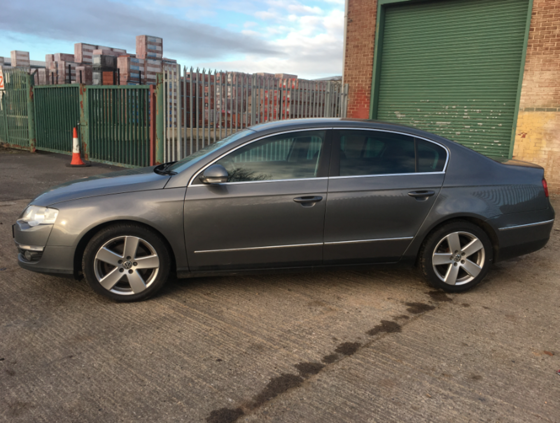 Volkswagen Passat Sport TDi 140 - 2007, 81'400 miles - Image 2 of 10