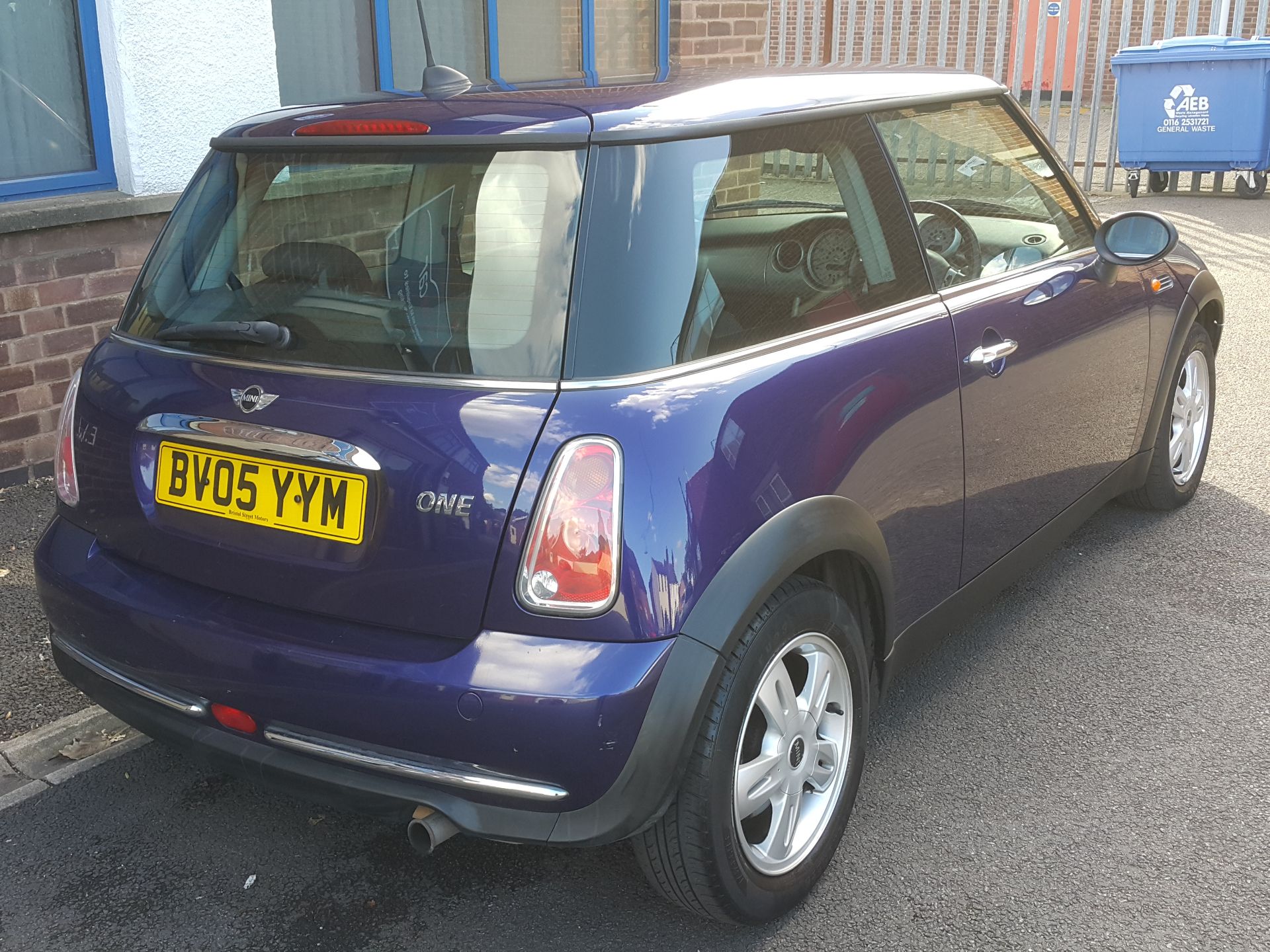 MINI MINI ONE '05 REG HATCHBACK - Image 6 of 17