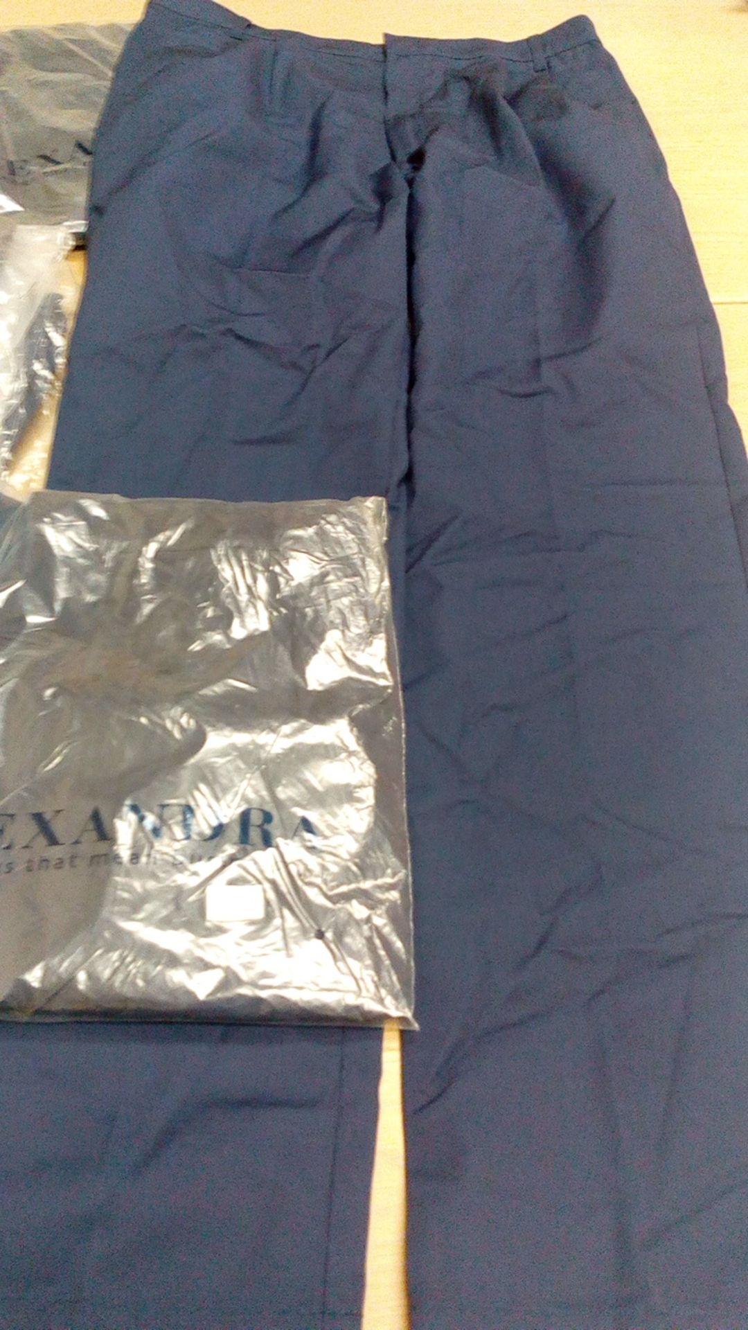Alexandra workwear size 32 inch navy mens work trousers Alexandra workwear new and unused, these