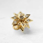 De Beers, 18k Yellow Gold 1.30ct Fancy Brown & 0.80ct White Diamond Floral Dress Ring