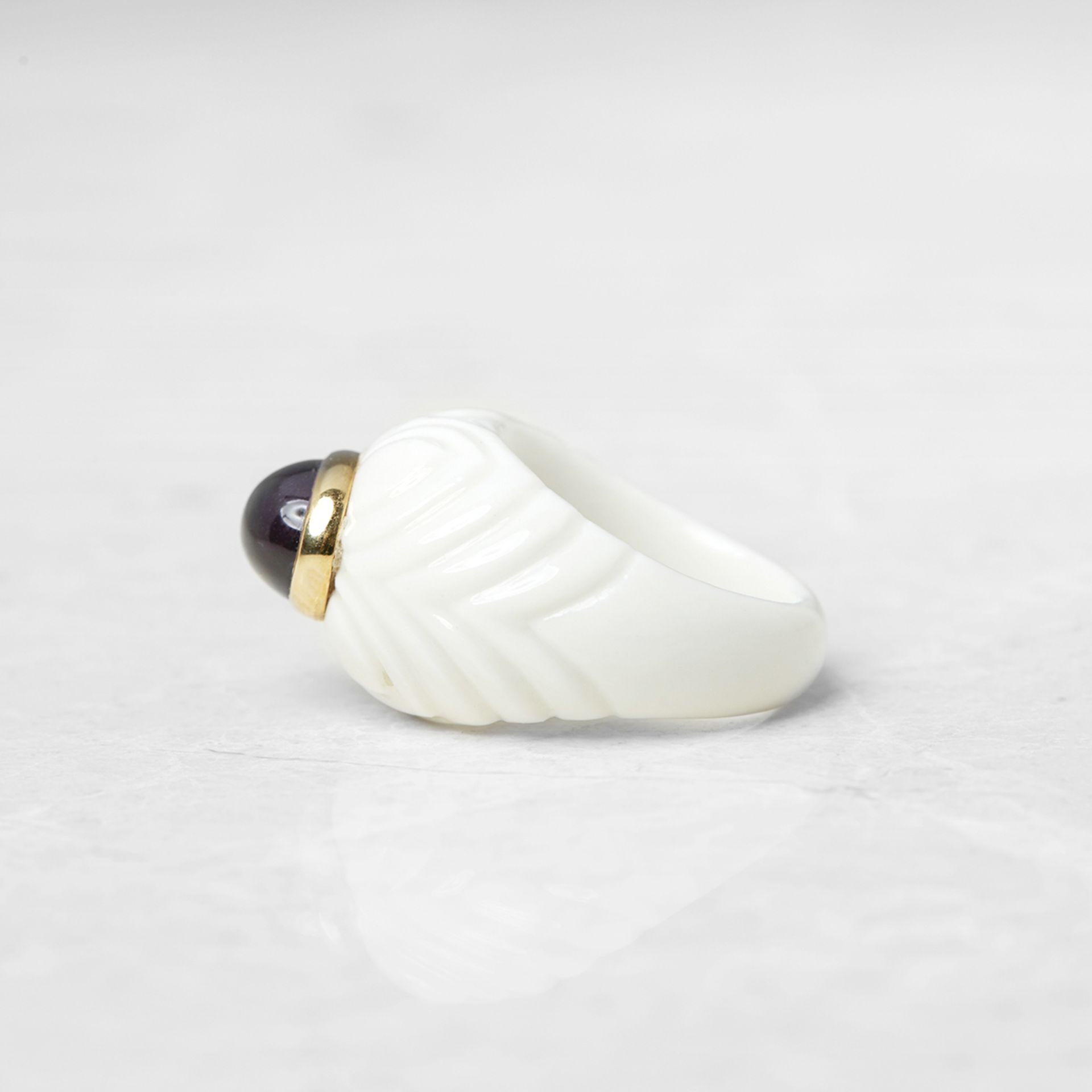 Bulgari, 18k Yellow Gold & Porcelain Amethyst Chandra Ring - Image 4 of 7