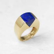 Tiffany & Co., 18k Yellow Gold Lapis Lazuli Ring