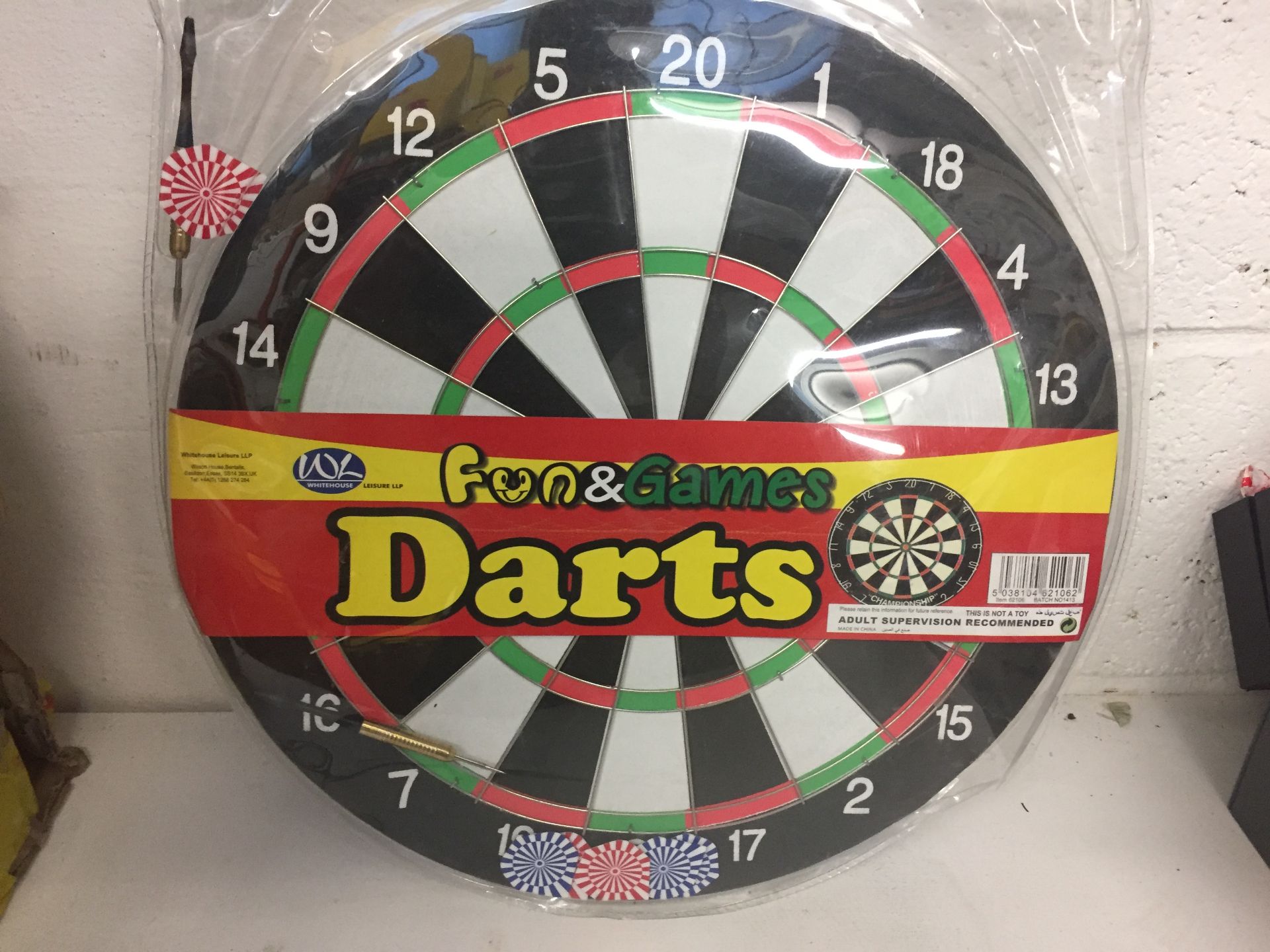 NEW Portable Wall Hanging Double Sided Dartboard Darts Indoor Outdoor Fun Game Set (Boxed) - Item