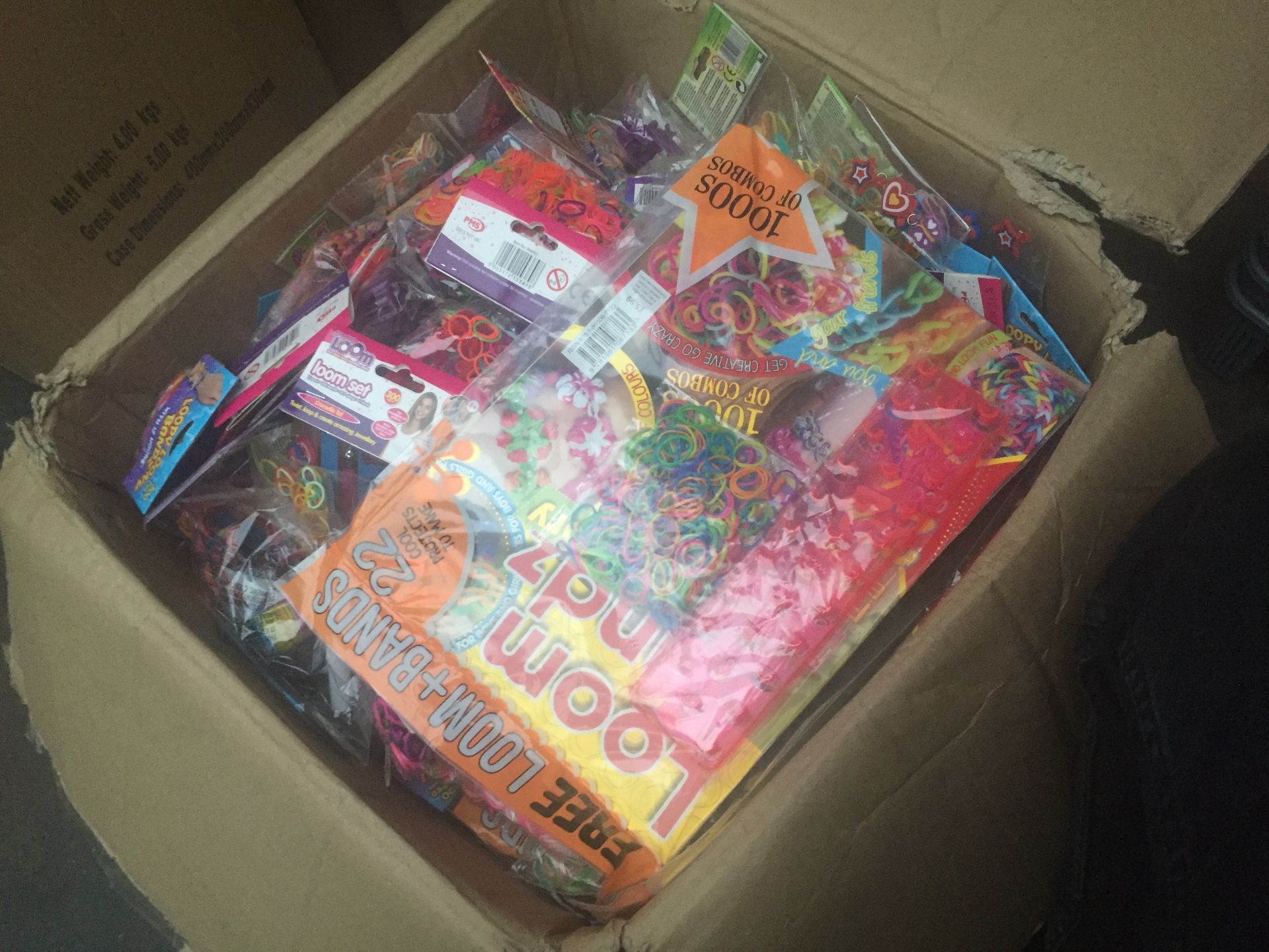 Job Lot Of Loom Bands - BRAND NEW Boxed, Large Box with Lots of Brand New Loom Bands & - Image 2 of 3