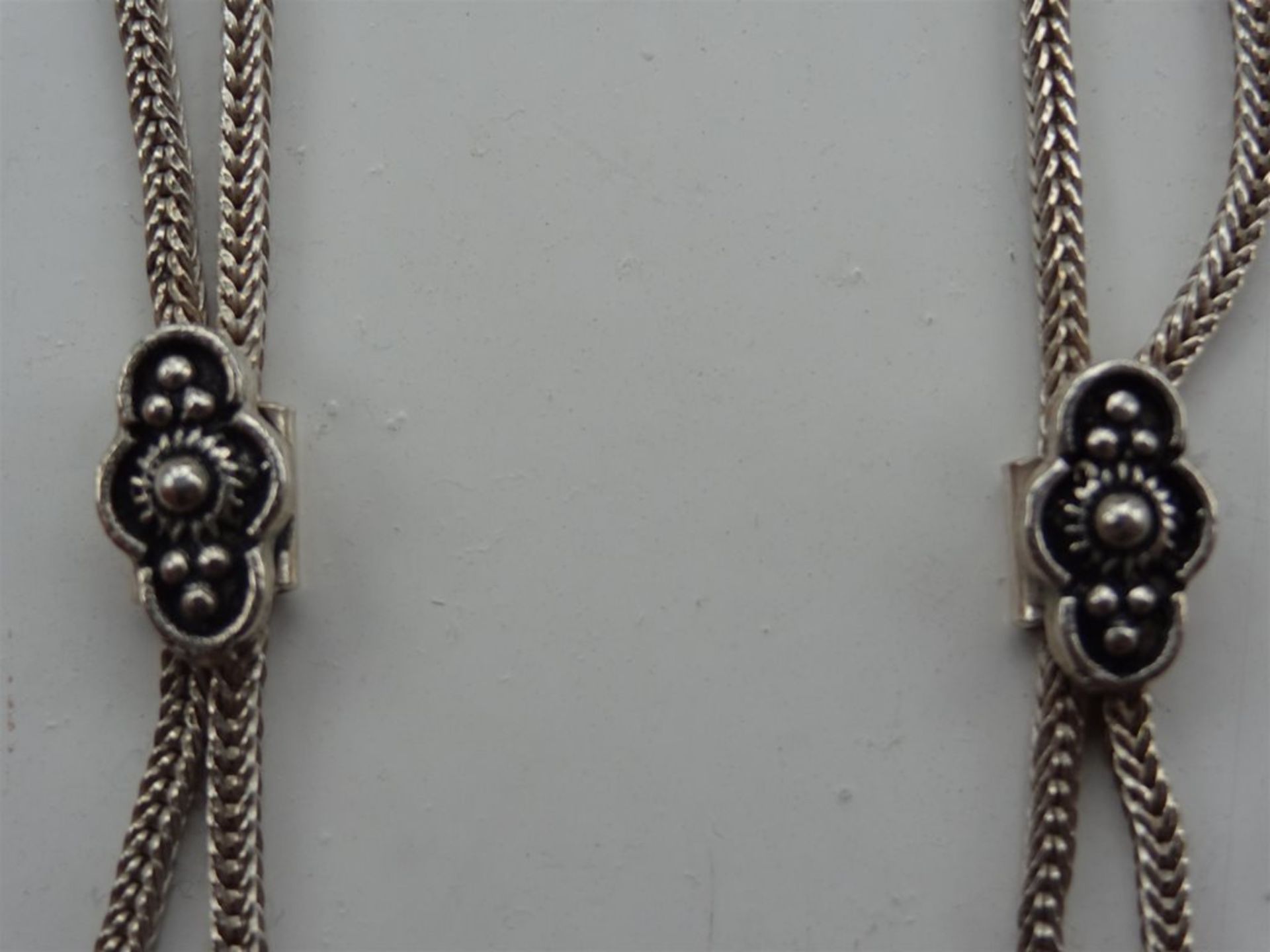 Double Row Silver Necklet with Blue Stones, (No hallmarks - stamped 925) Length approx 44cm, 23.35g - Image 2 of 8