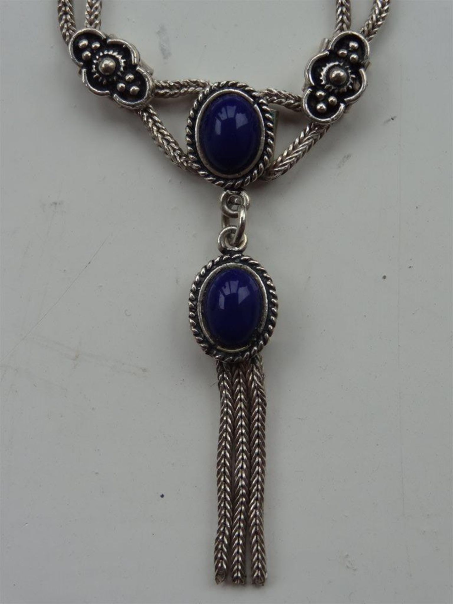 Double Row Silver Necklet with Blue Stones, (No hallmarks - stamped 925) Length approx 44cm, 23.35g - Image 4 of 8