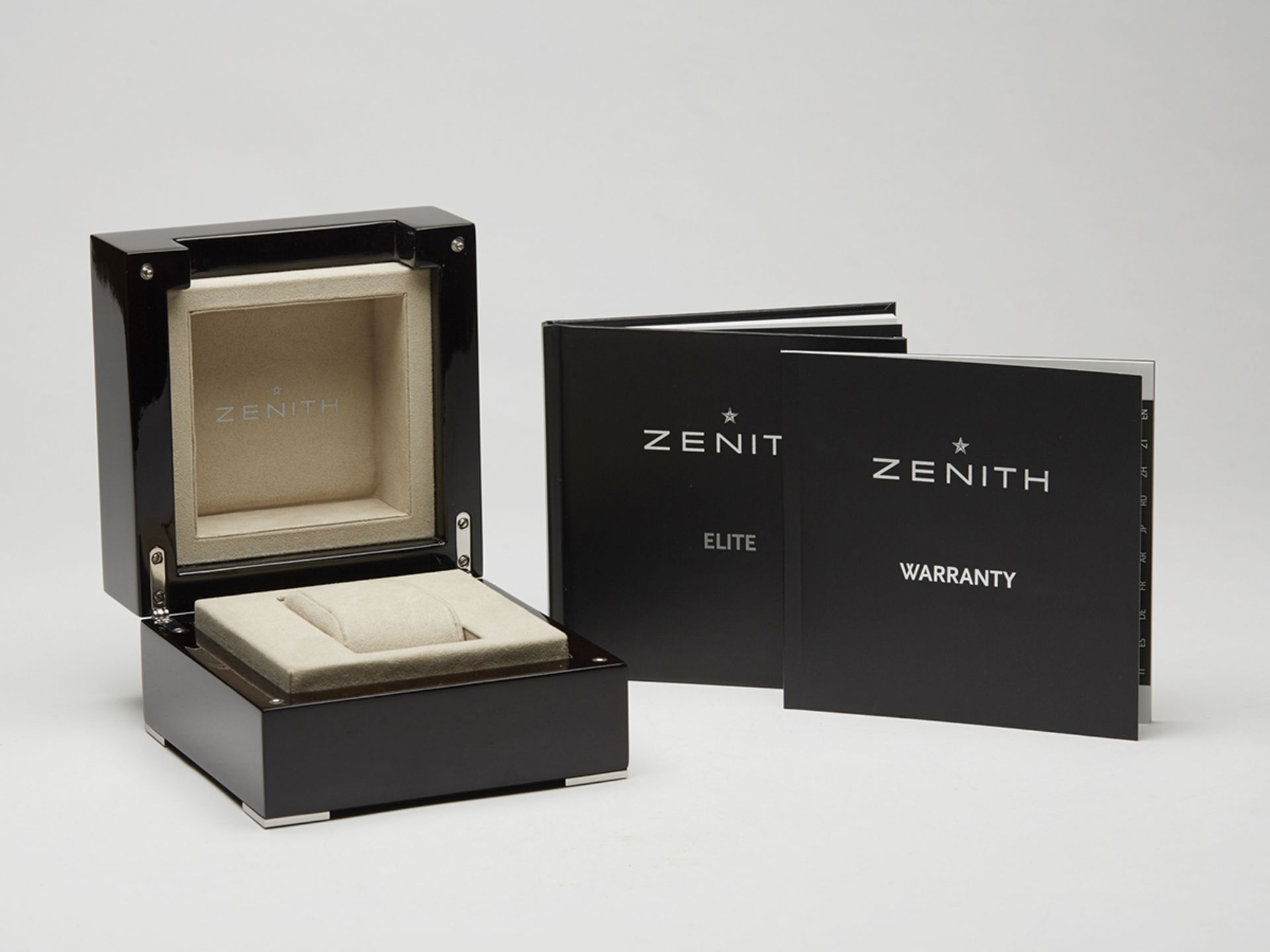 Zenith Heritage Ultra Thin Moonphase 34mm 18k Rose Gold 18.2310.692/95.M2310 - Image 9 of 9
