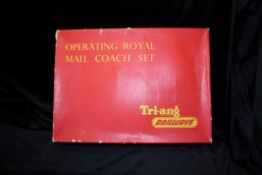 Triang R23 Operating Royal Mail Coach Set - Boxed