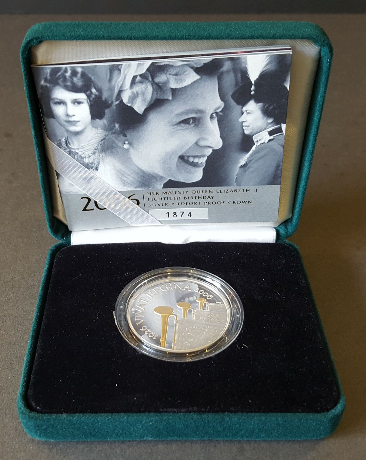 Collectable Proof Coin Silver Piedfort Proof Crown 2006 Queen Elizabeth II 80th Birthday