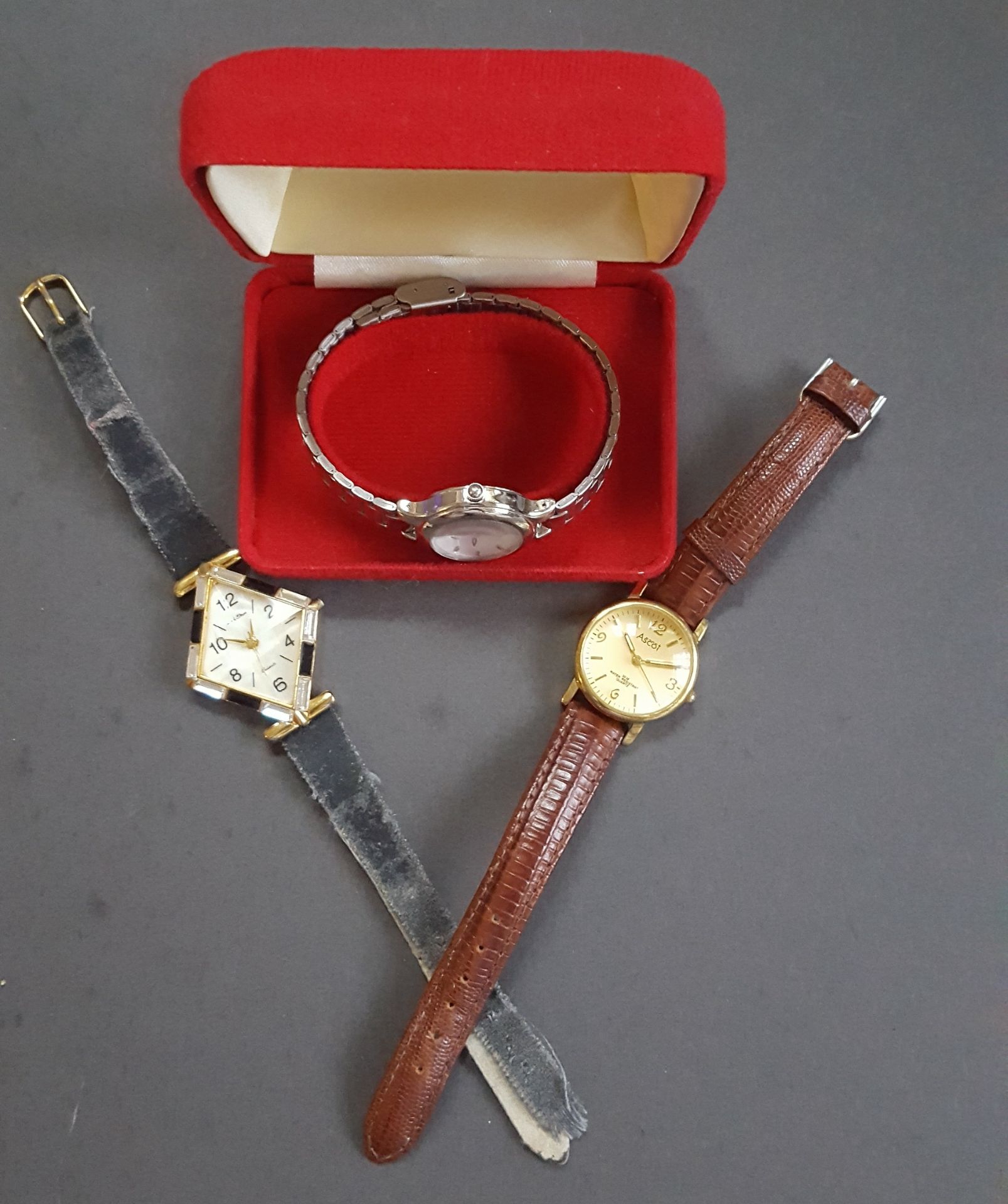 3 x Vintage Retro Wrist Watches NO RESERVE