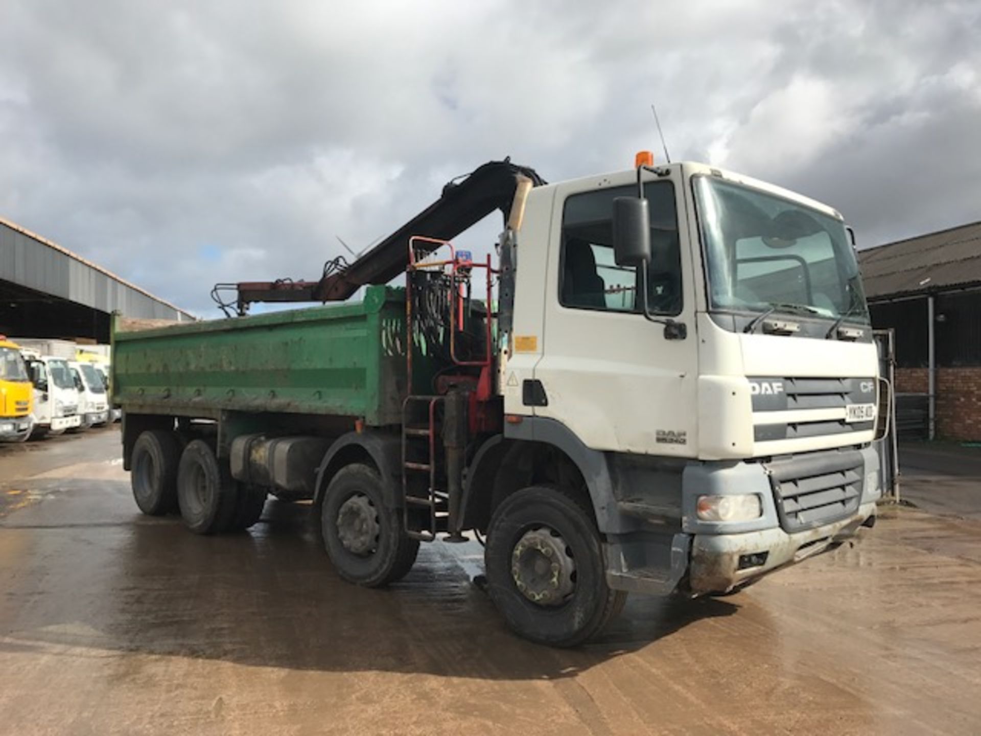 2005 DAF CF 85-340 8x4 Tipper Grab - Image 7 of 12