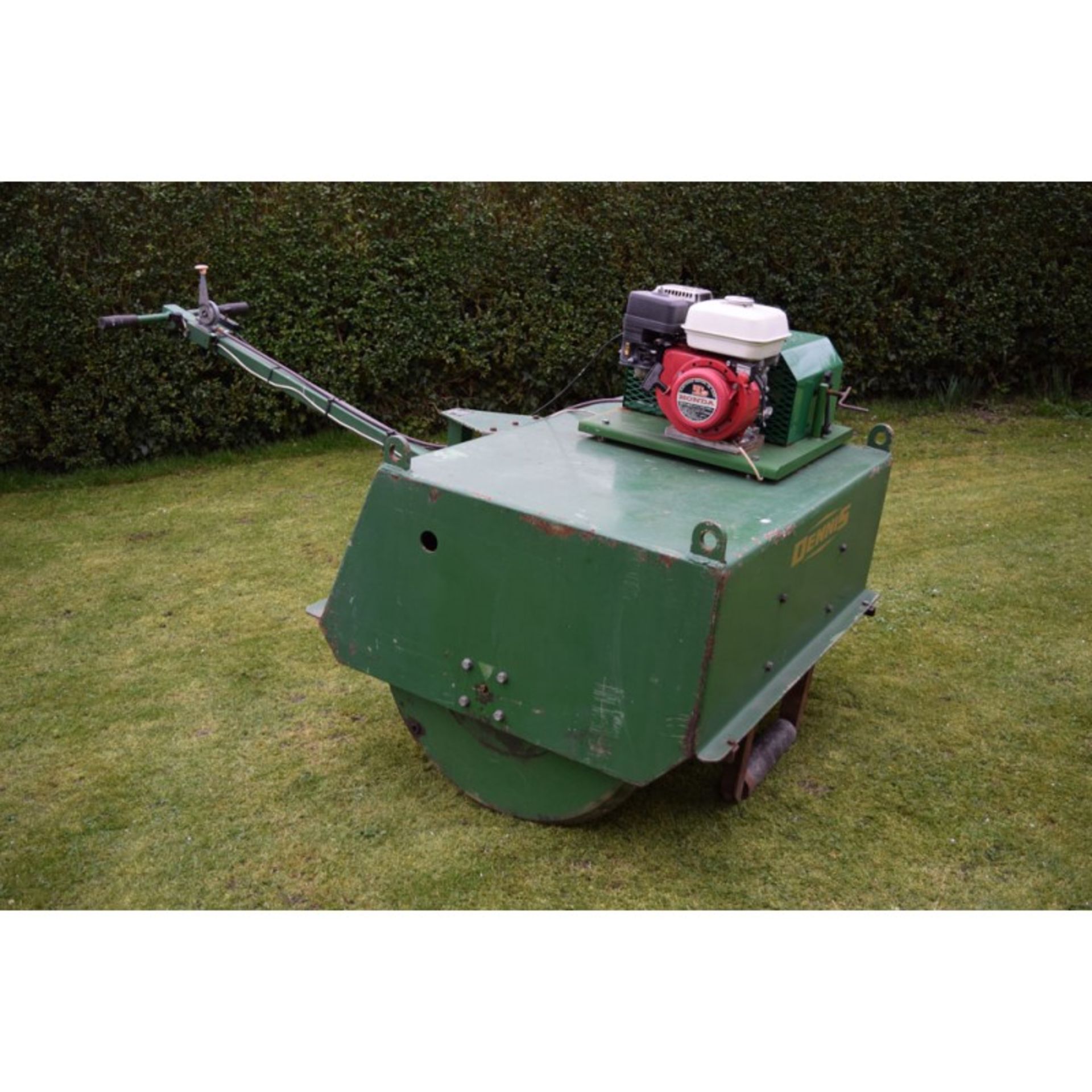 Dennis 36" Sports Ground Roller Honda Engine