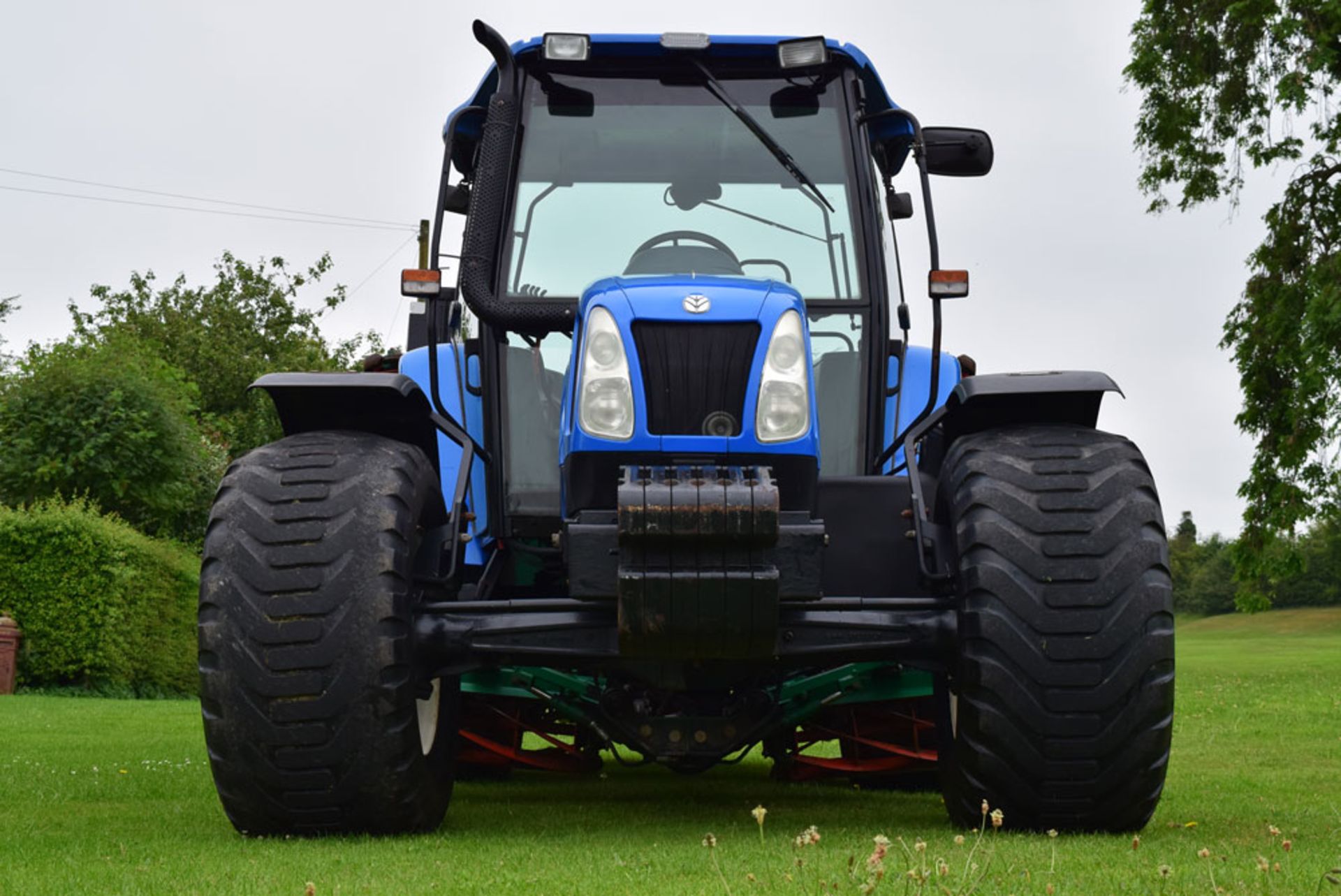 2006 New Holland TL90A Tractor With Ransomes 5/7 Gang Mower Unit NEW PICTURES - Image 8 of 19