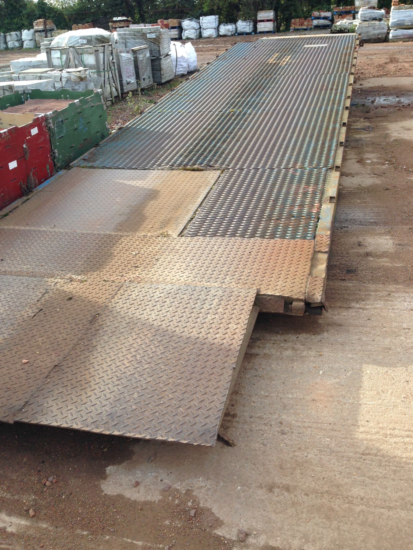 Container Loading Ramp - Image 2 of 2