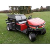 Cushman Turf Truckster With 1530TM Turfco Spreader ***Reserve reduced***