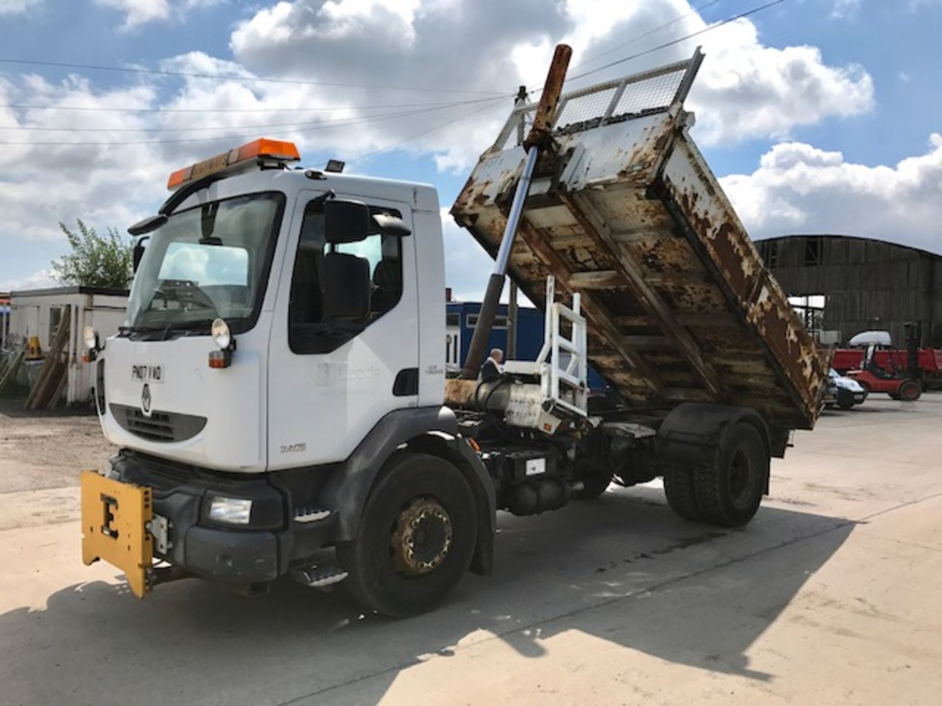 2007 Renault Midlum 240 DXi Demountable Tipper Gritter