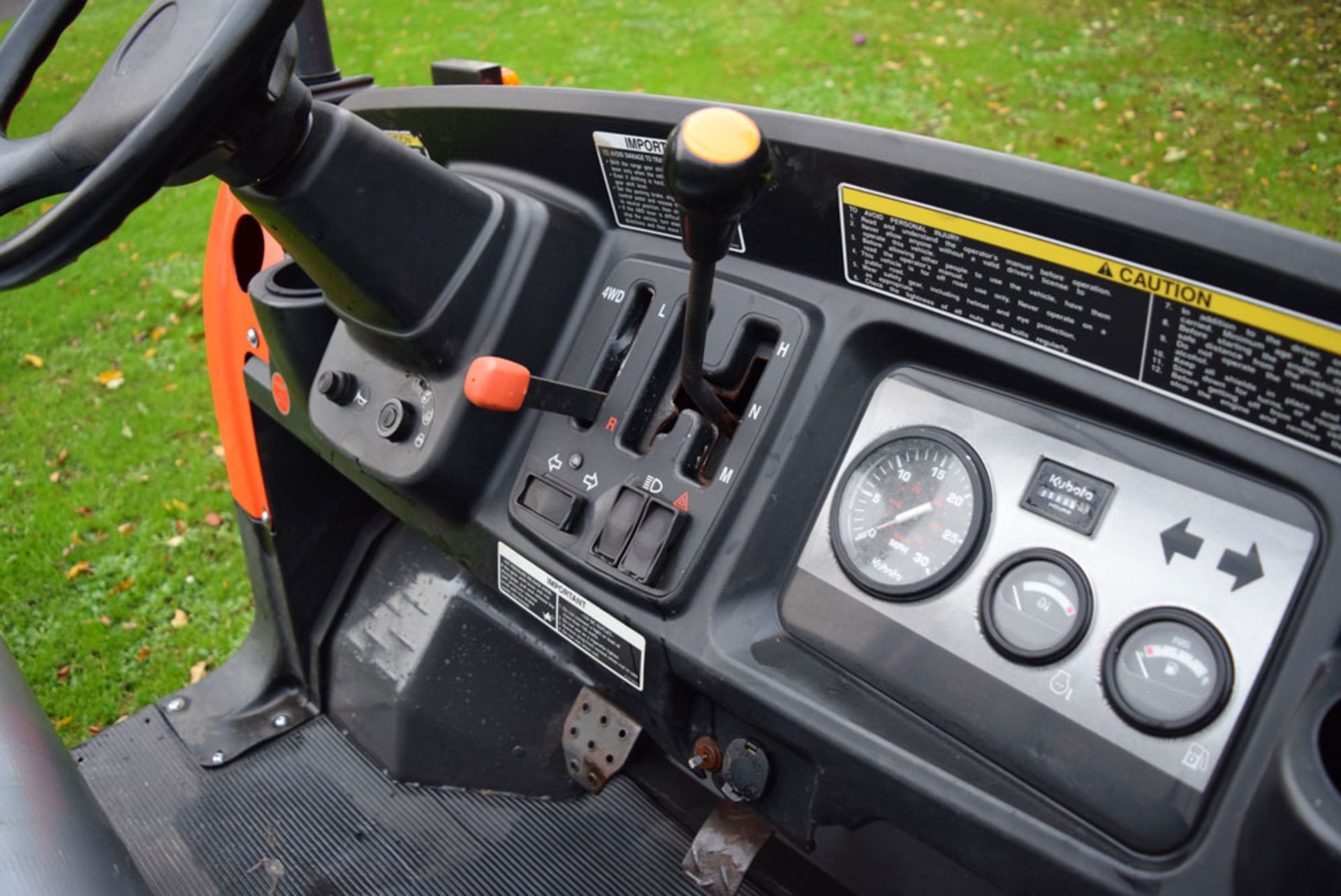 2008 Kubota RTV900 Diesel Utility Task Vehicle Hydraulic Tip - Image 8 of 12