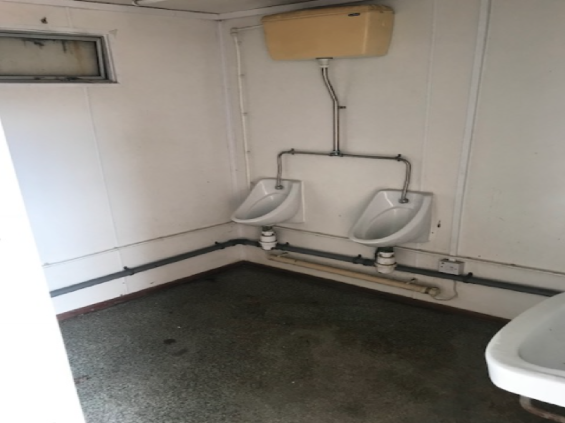 Portable Toilet block - Image 4 of 6