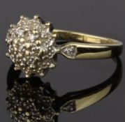 9CT GOLD DIAMOND CLUSTER RING