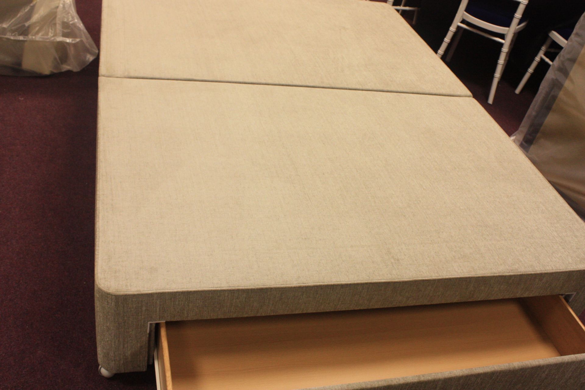 HARRISONS 150CM KING SIZE DIVAN WITH ALMEIRA 3200 MATTRESS DUAL FIRMNESS RRP £1200 - Image 3 of 3