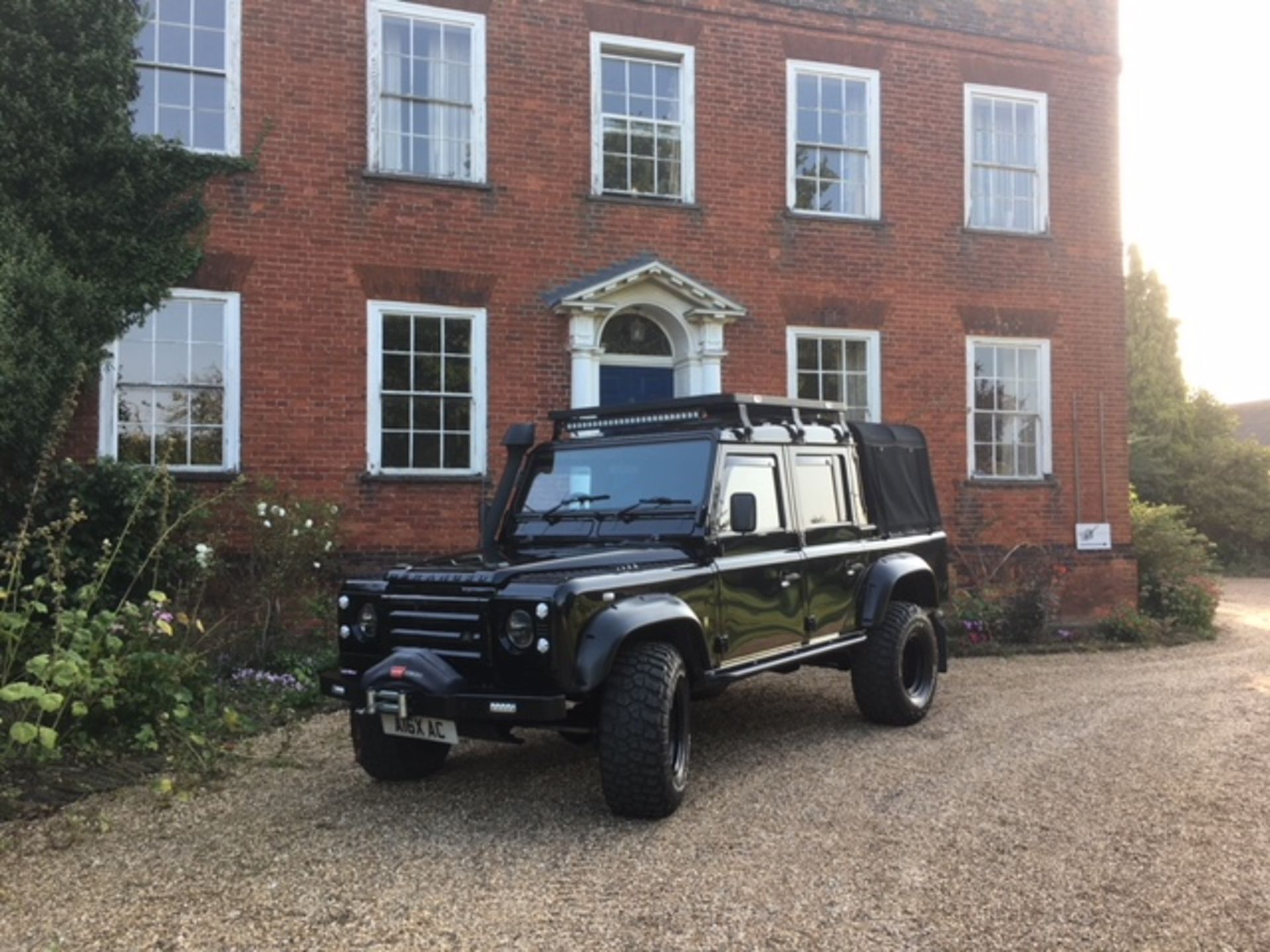 Deranged! Land Rover Defender 110 TD5 Double cab pick up. - Image 32 of 32