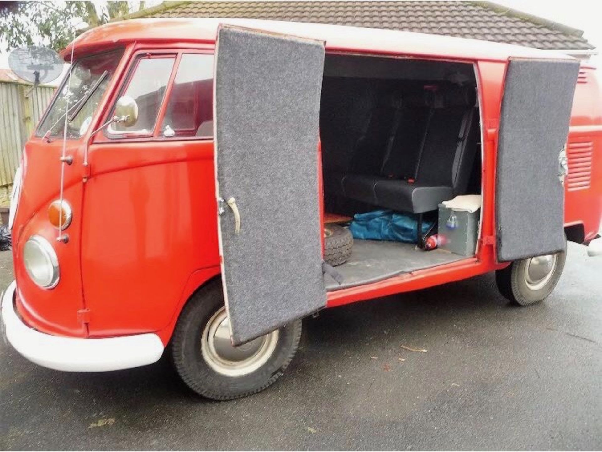 1967 Original RHD Volkswagen Splitscreen Panel Van - Image 8 of 10