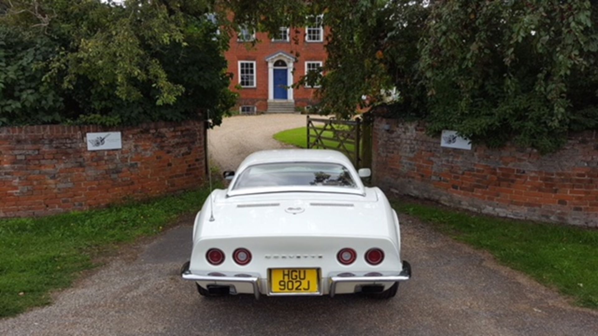 Corvette C3 Matching numbers with less that 36000 miles from new. - Image 7 of 31