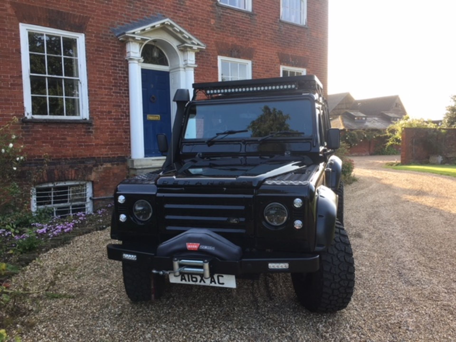 Deranged! Land Rover Defender 110 TD5 Double cab pick up. - Image 30 of 32