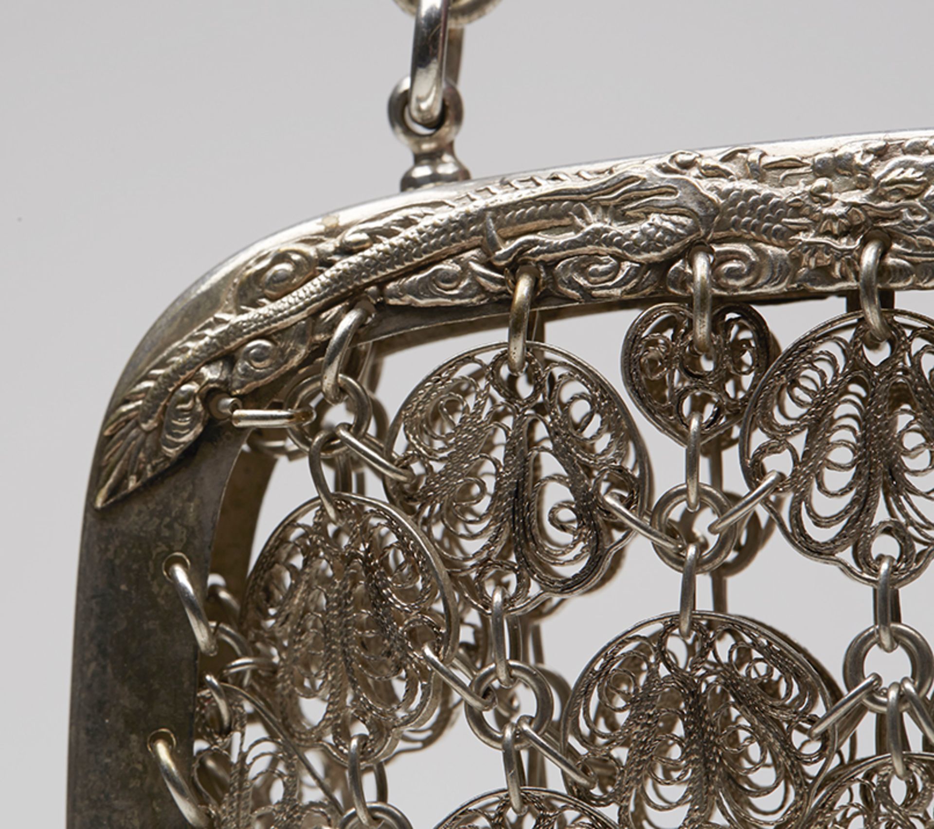 Antique Chinese Heavy Silver Filigree Chain Purse C.1900 - Image 8 of 10