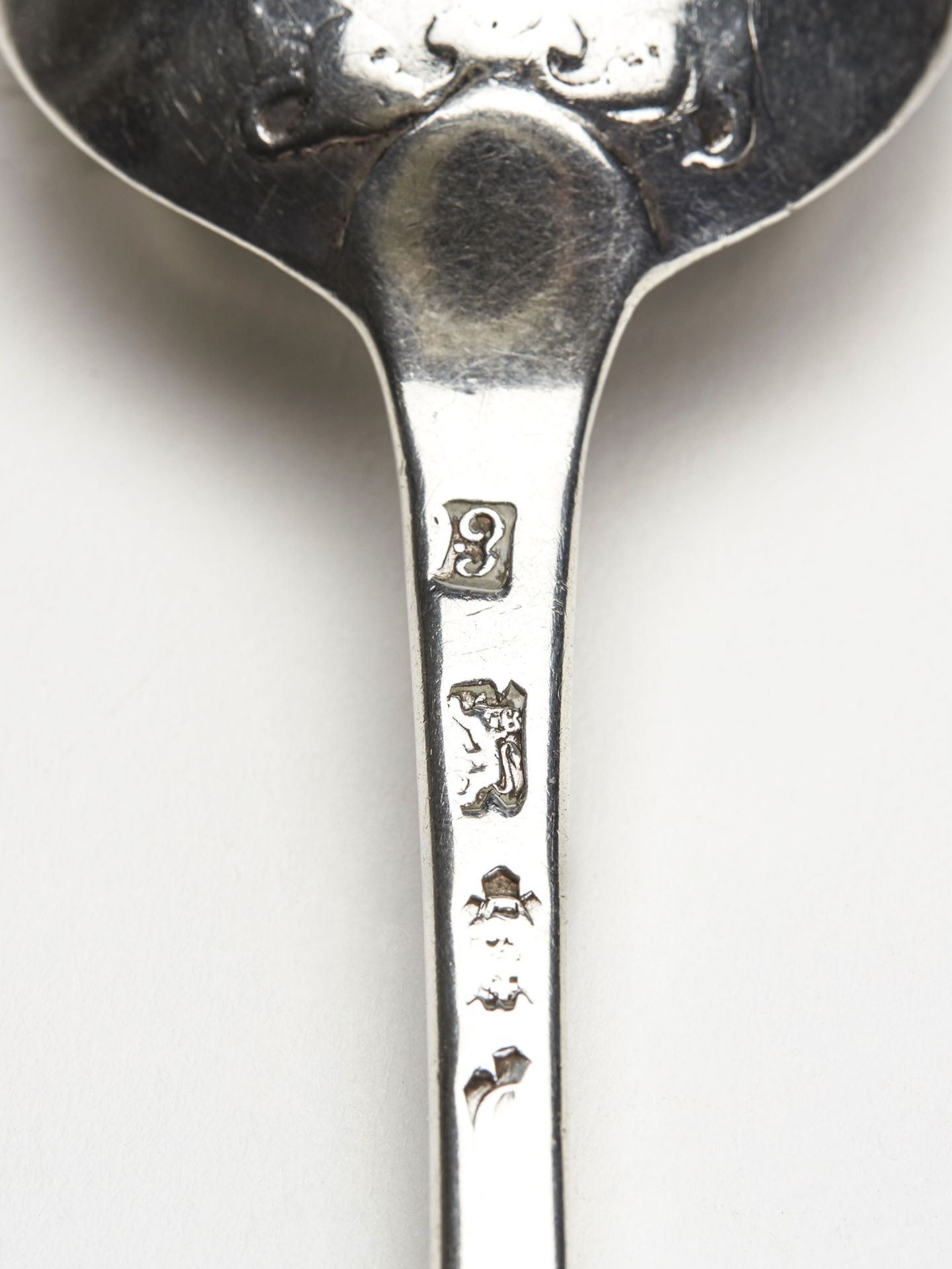 George Ii Silver Spoon Ebenezer Coker London C.1750 - Image 4 of 5