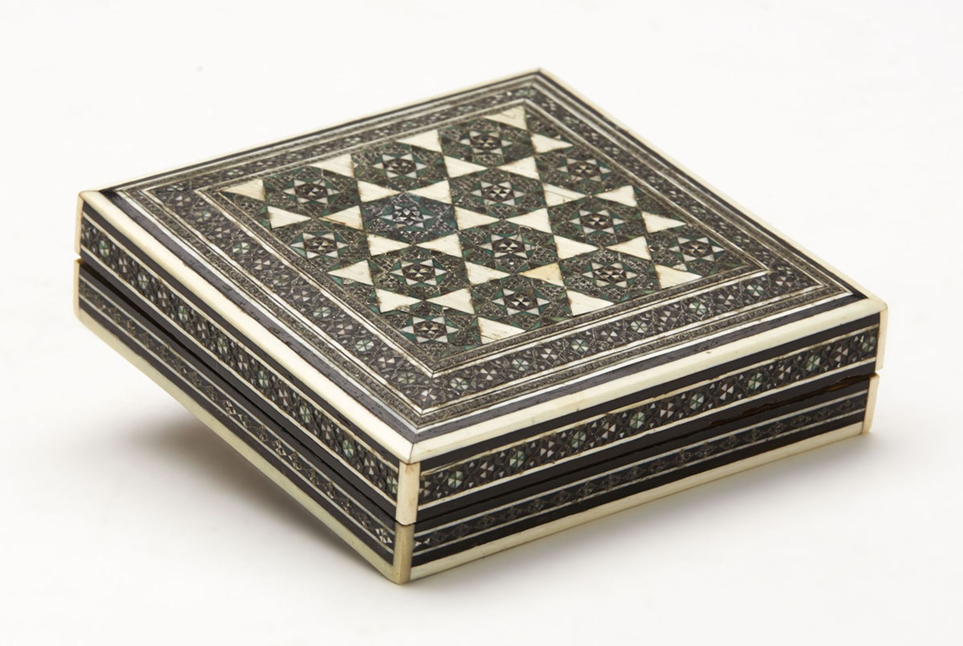 Antique Anglo Indian Inlaid Games Box With Counters 19Th C. - Image 5 of 6
