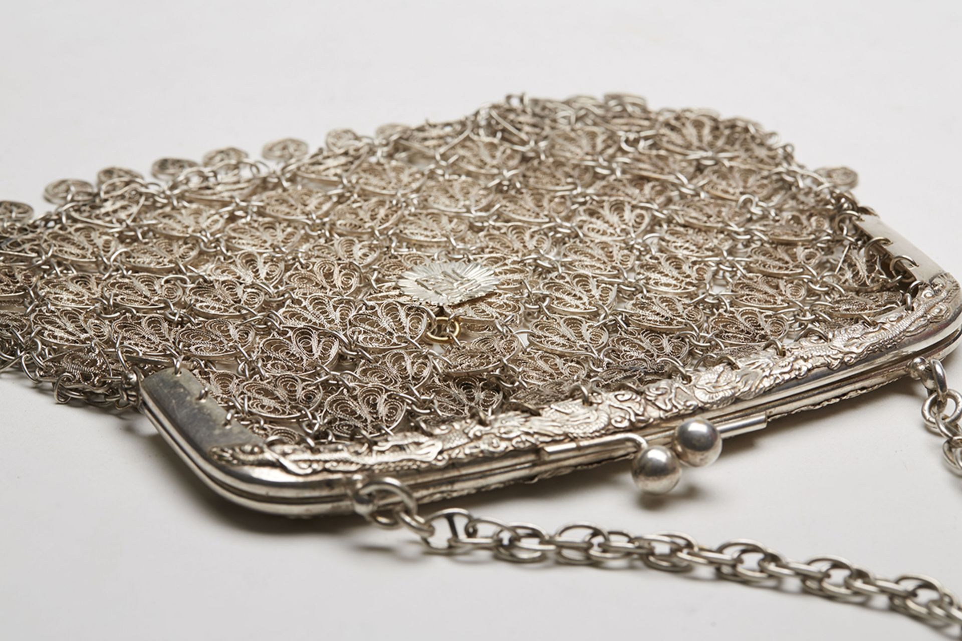 Antique Chinese Heavy Silver Filigree Chain Purse C.1900 - Image 10 of 10