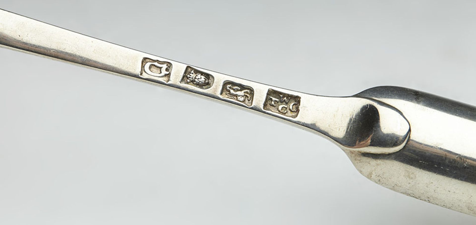 Antique Georgian Silver Marrow Scoop By T & W Chawner London 1759 - Image 3 of 10