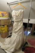 Madeline Gardner Wedding Dress - Size 14