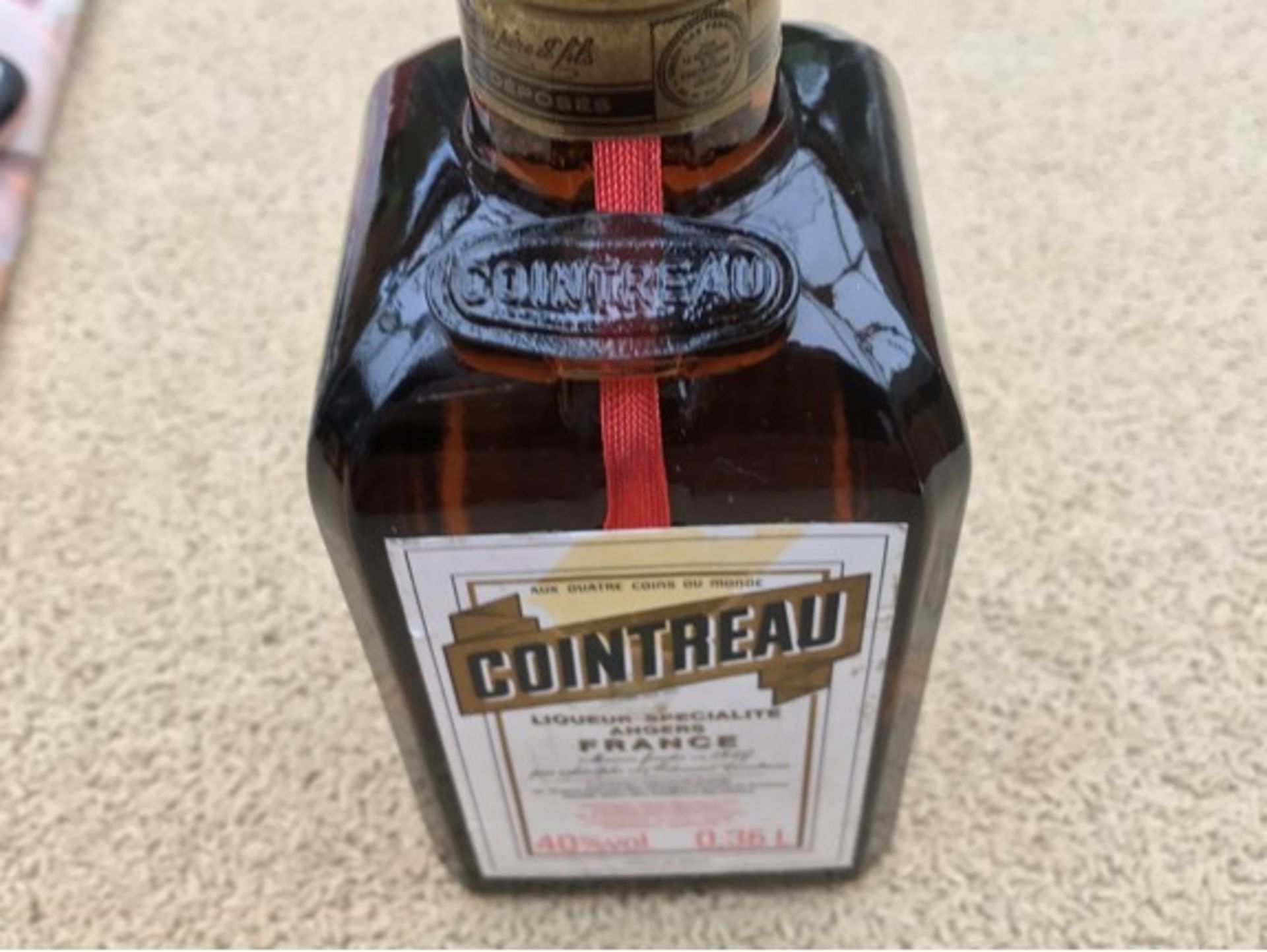 Vintage Bottle of COINTREAU 35cl Circa 1986 - Image 2 of 6