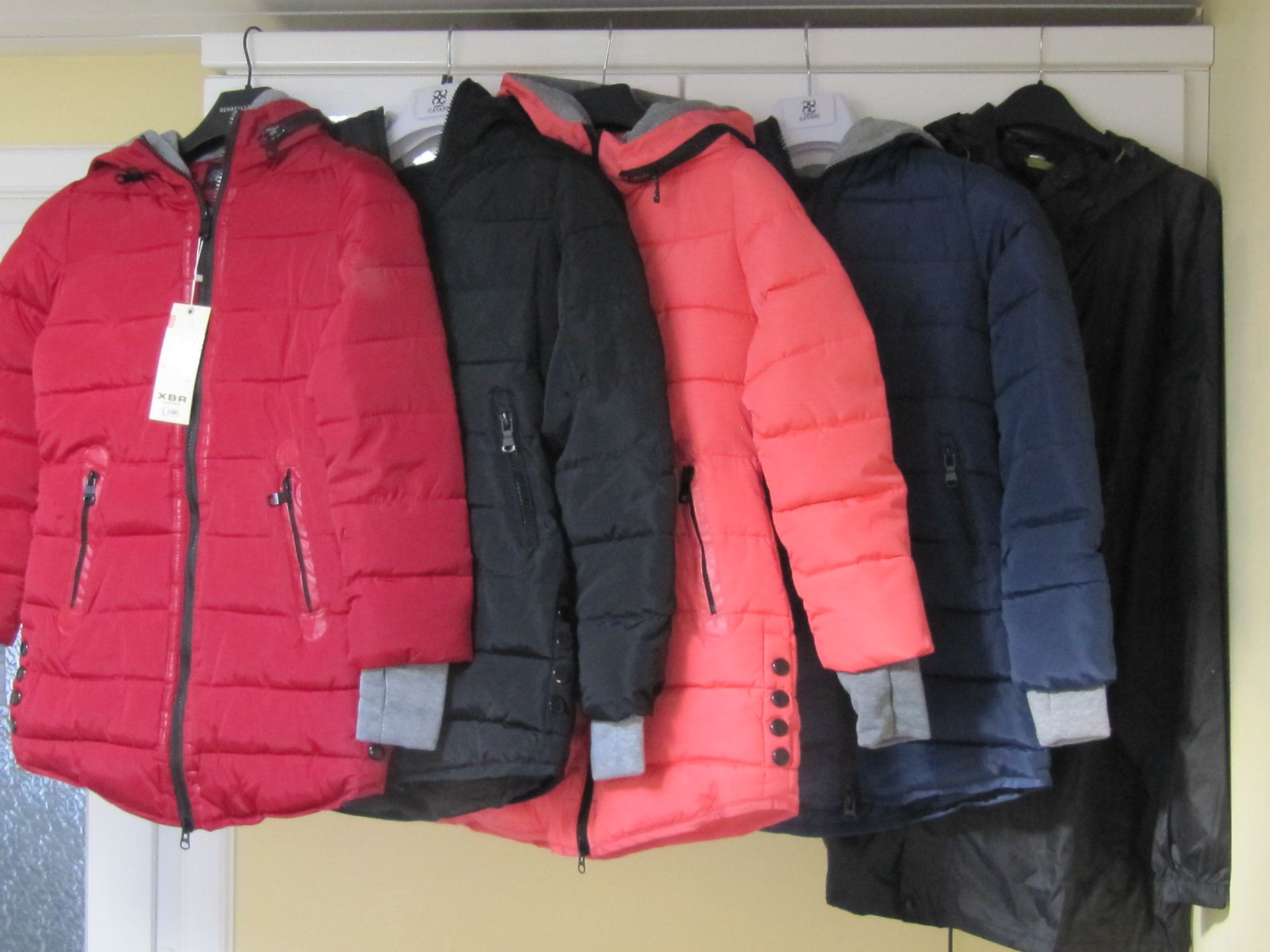 5 Winter/Autumn Coats. BNWT. No vat on Hammer. Shipping available. - Image 2 of 2